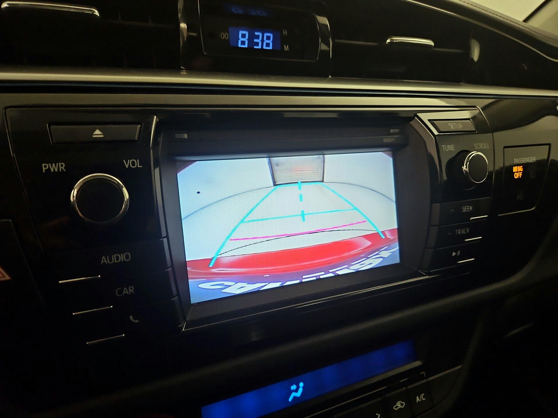 Thumbnail: 2016 Toyota Corolla - 14