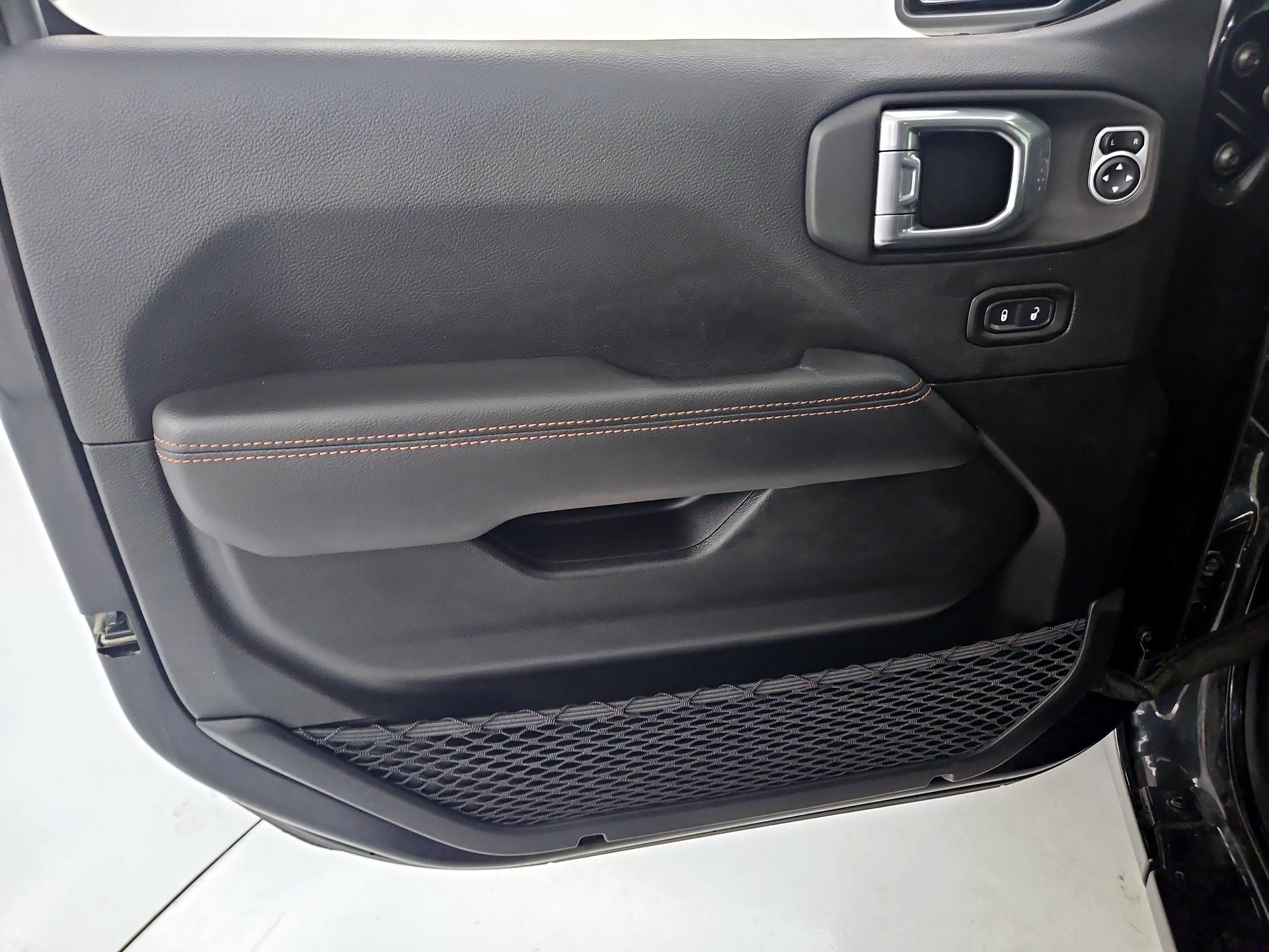 Thumbnail: 2021 Jeep Gladiator - 12