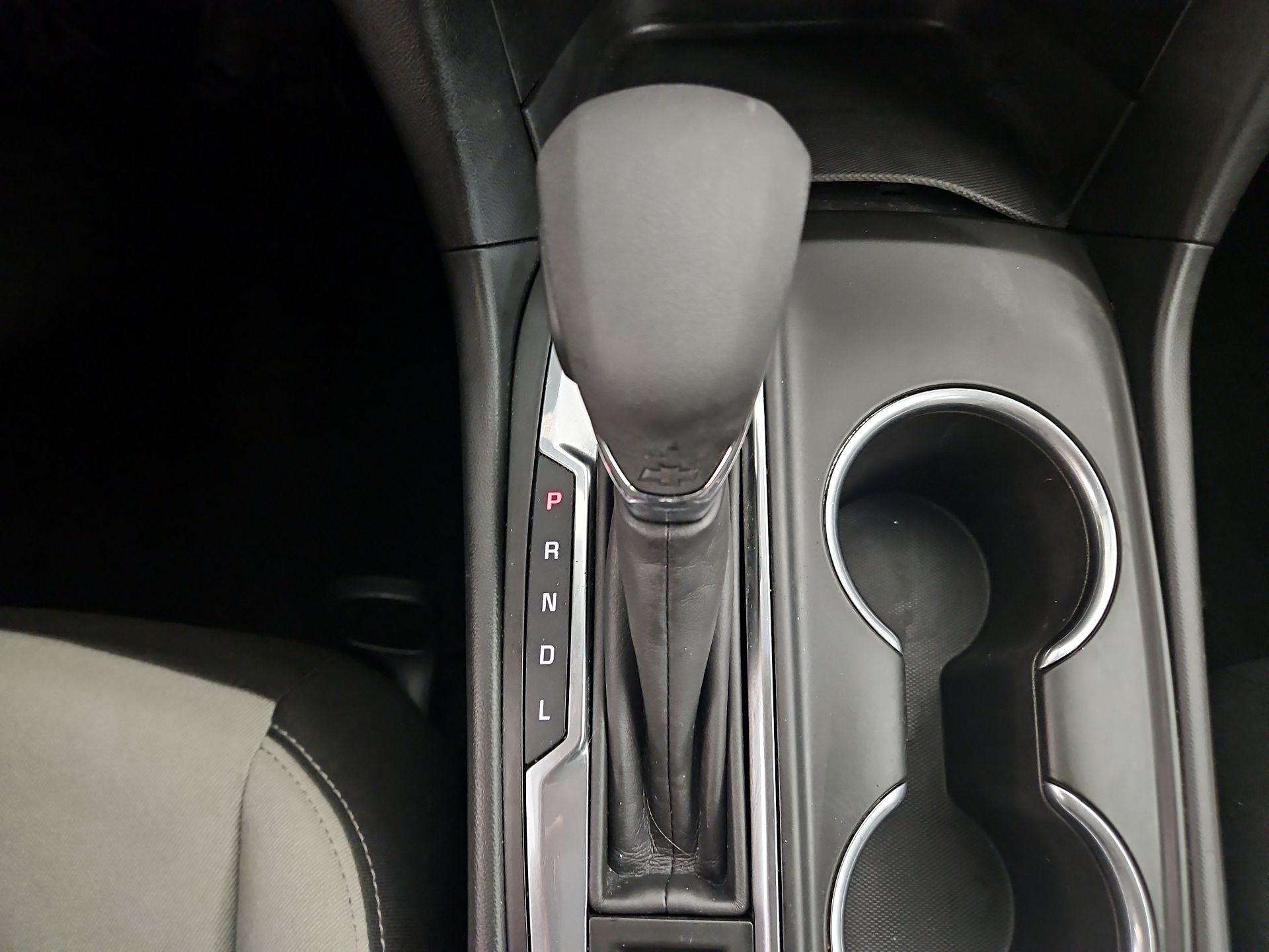 Thumbnail: 2018 Chevrolet Equinox - 17