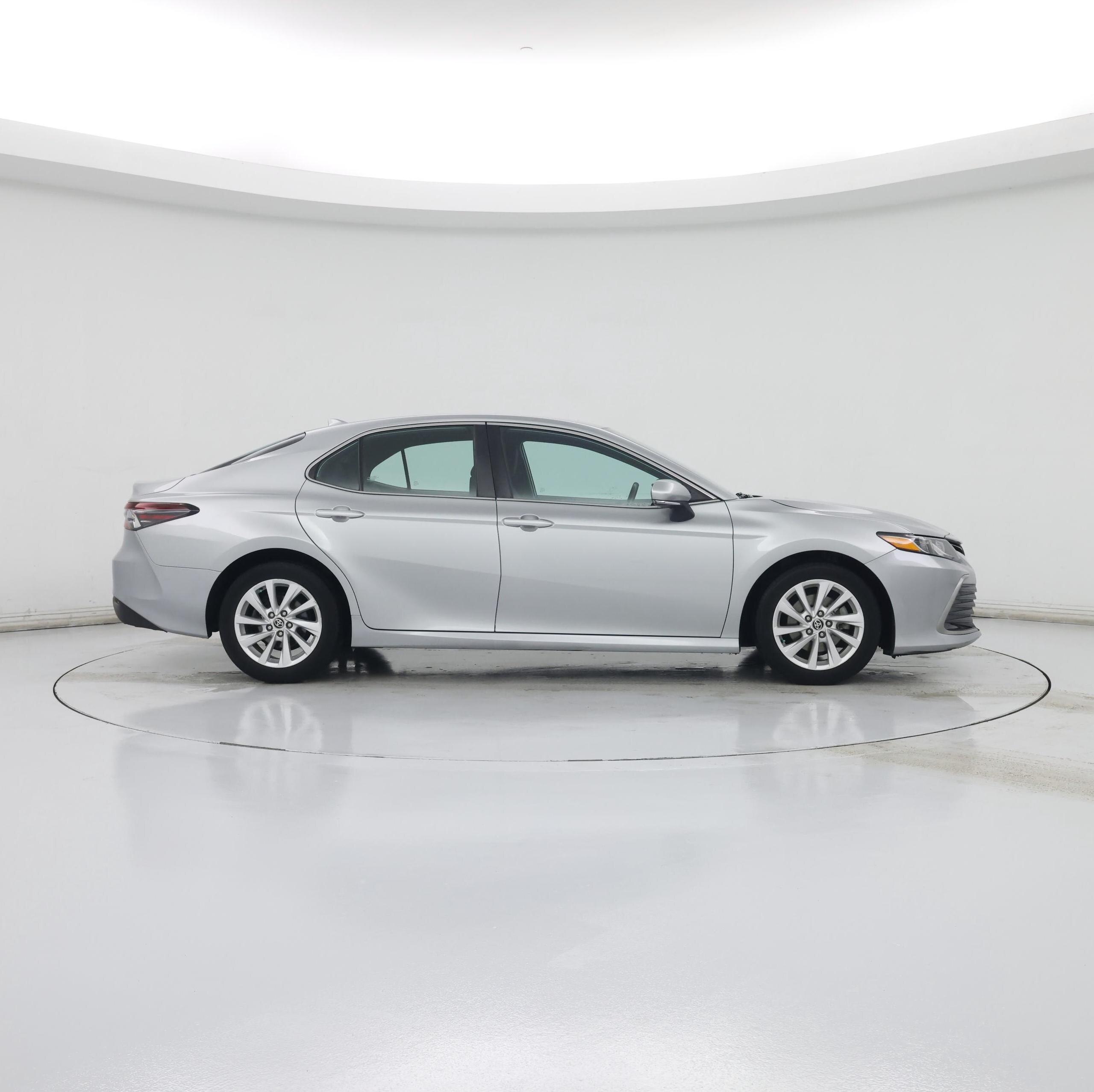 Thumbnail: 2022 Toyota Camry - 7