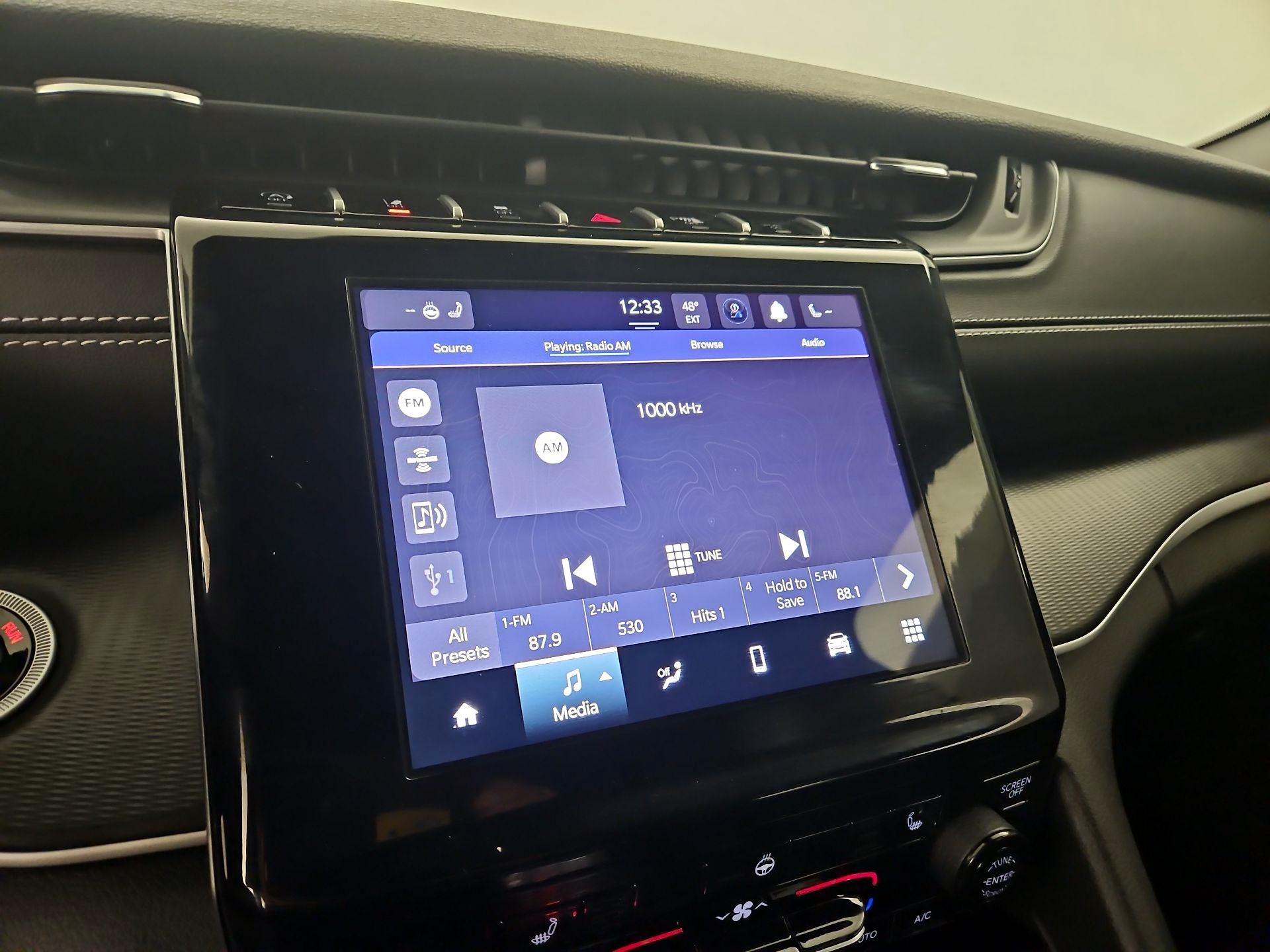 Thumbnail: 2024 Jeep Grand Cherokee - 15