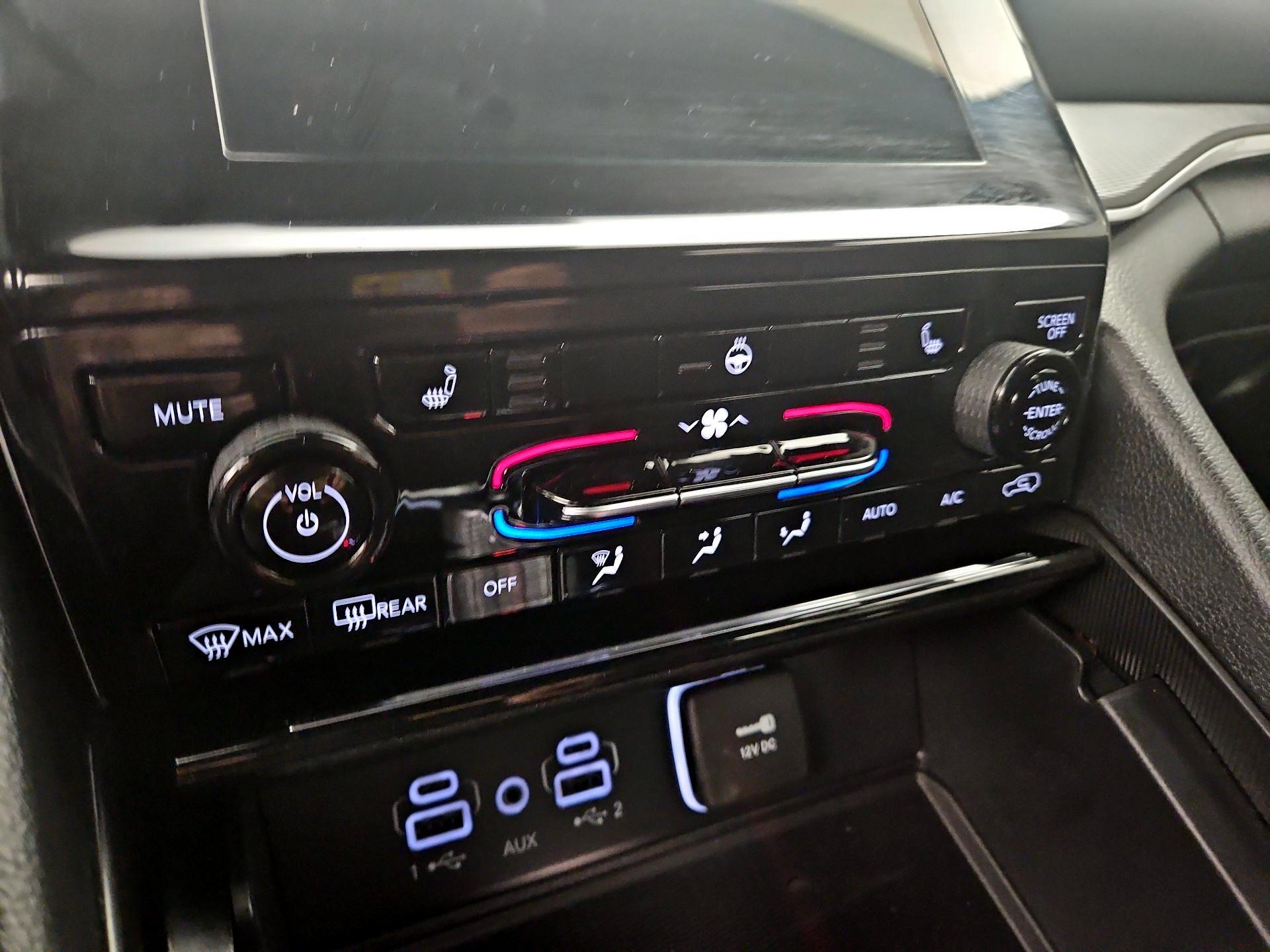 Thumbnail: 2024 Jeep Grand Cherokee - 16