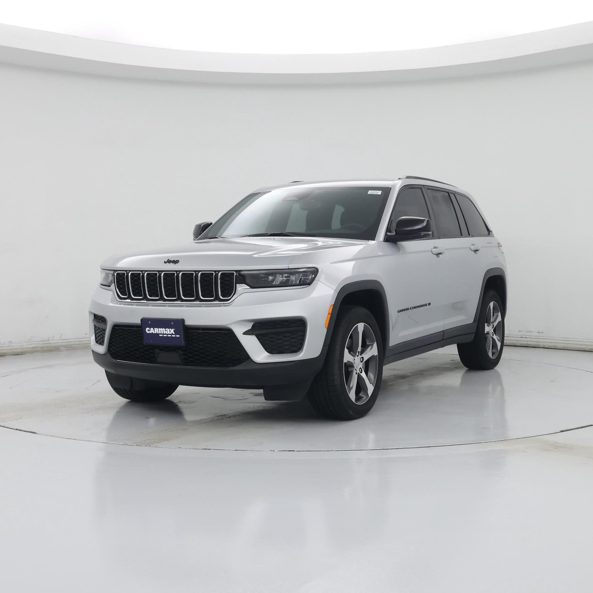 Thumbnail: 2024 Jeep Grand Cherokee - 4