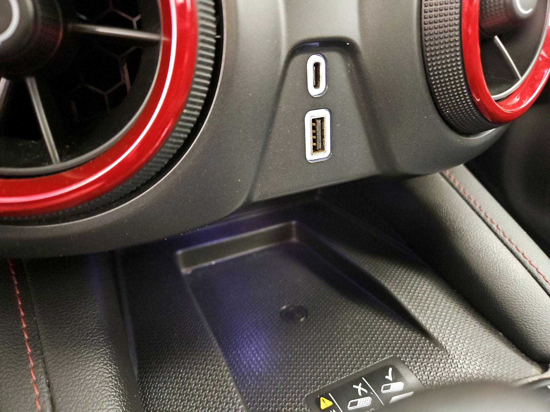 Thumbnail: 2021 Chevrolet Blazer - 19