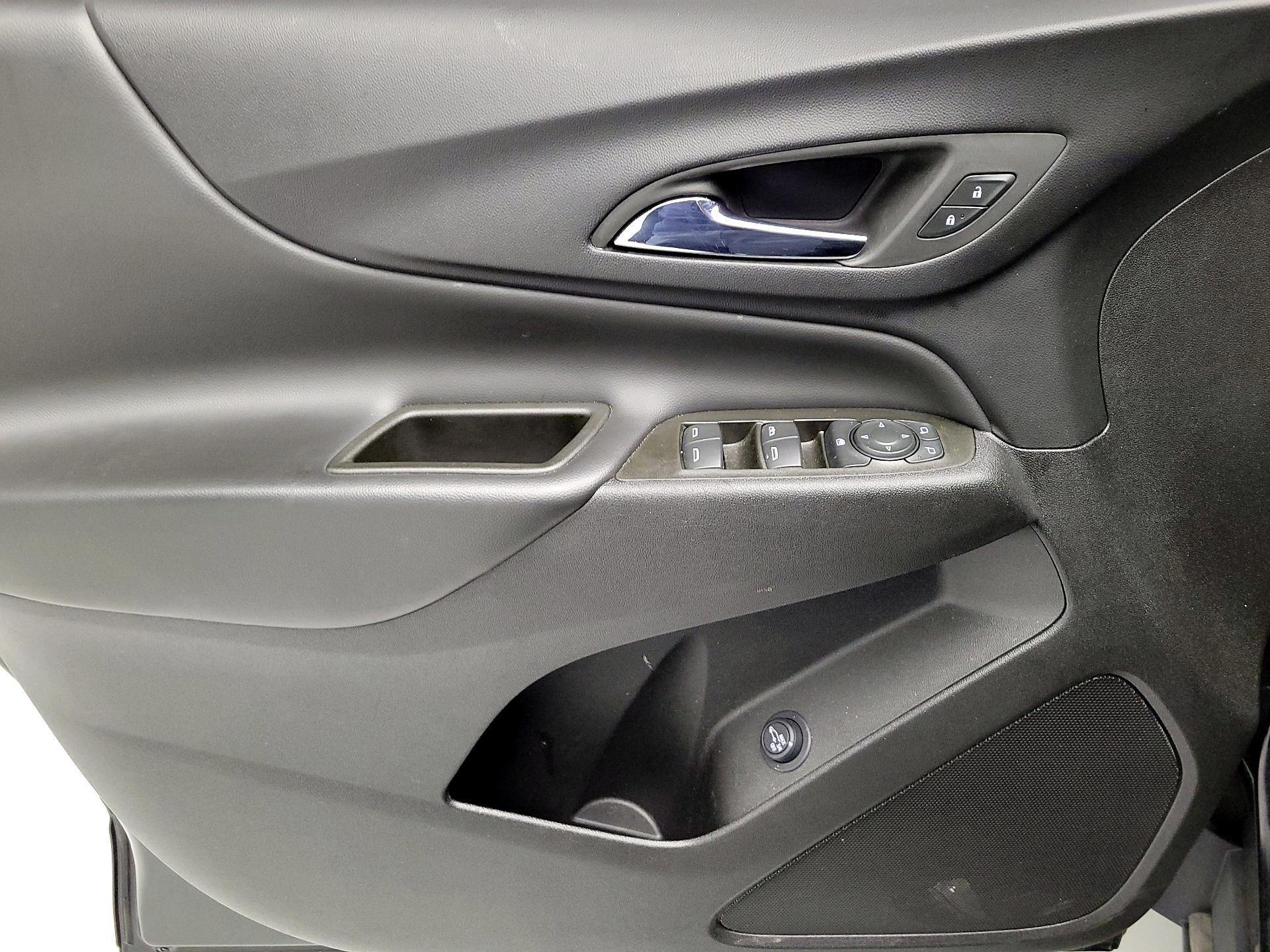 Thumbnail: 2023 Chevrolet Equinox - 12