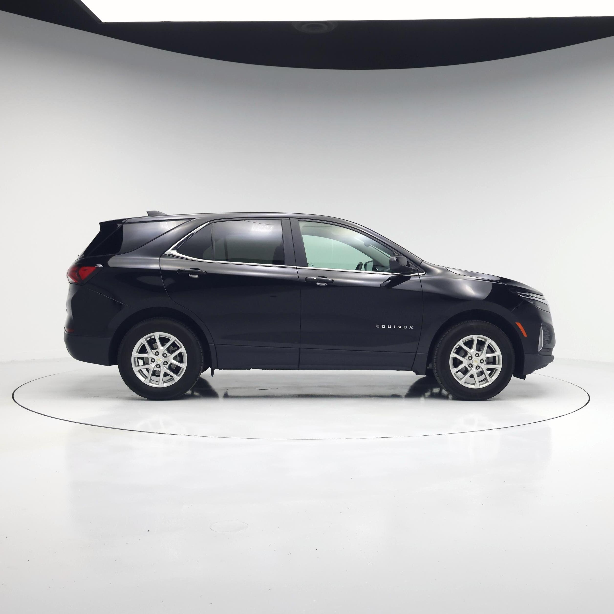 Thumbnail: 2023 Chevrolet Equinox - 7