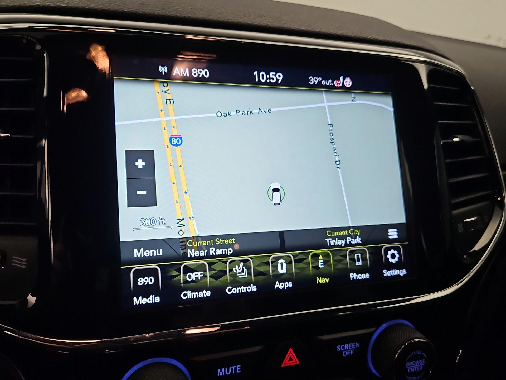 Thumbnail: 2021 Jeep Grand Cherokee - 14