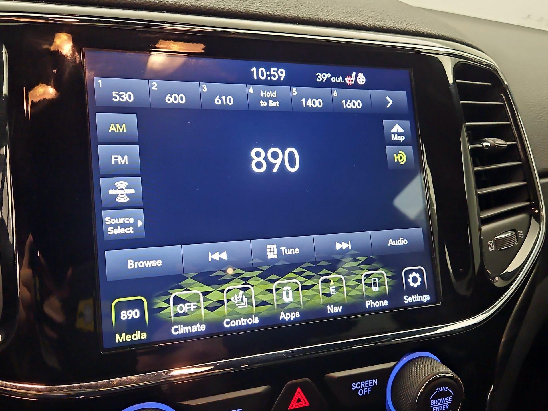 Thumbnail: 2021 Jeep Grand Cherokee - 16