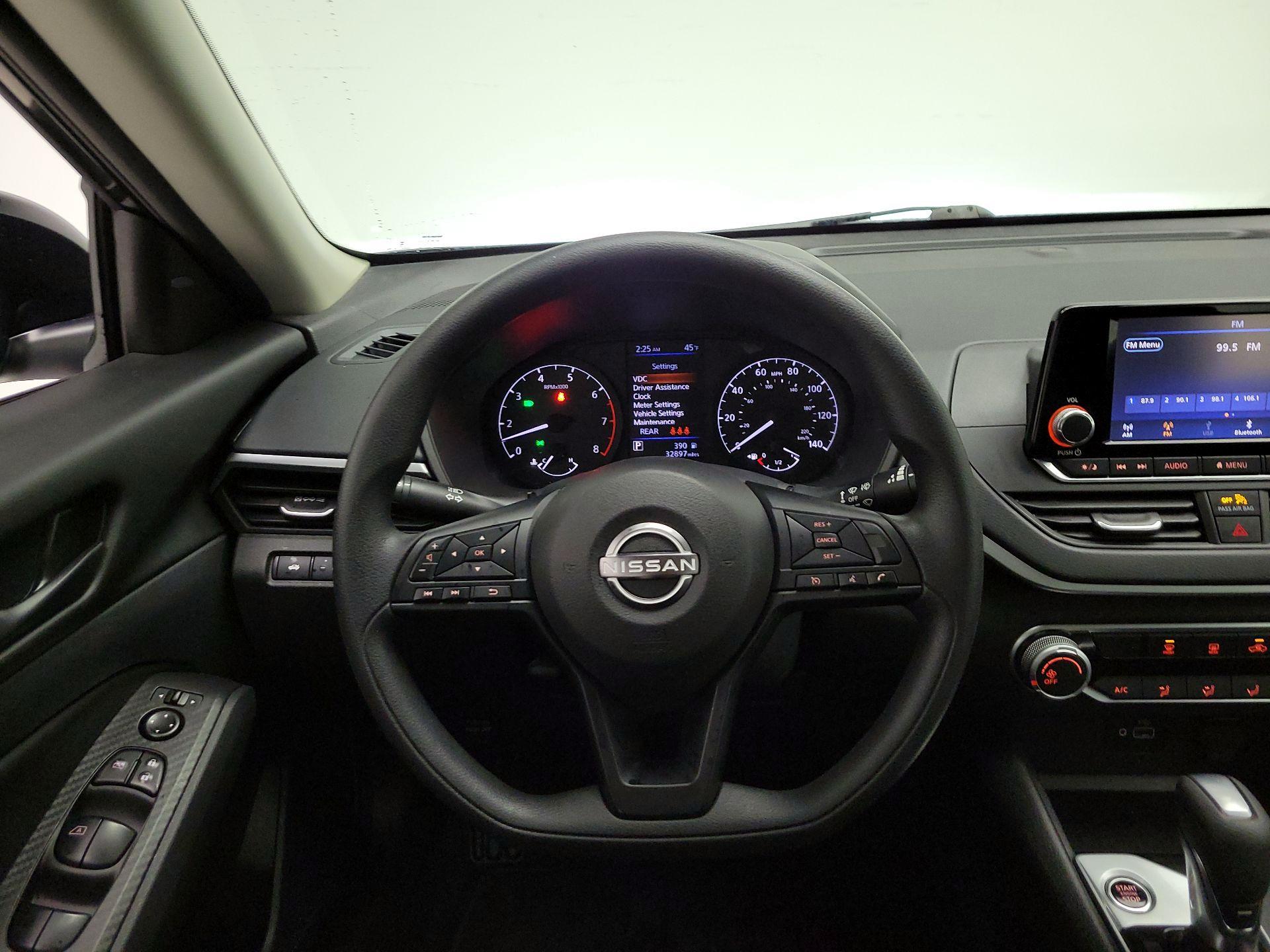 Thumbnail: 2023 Nissan Altima - 10