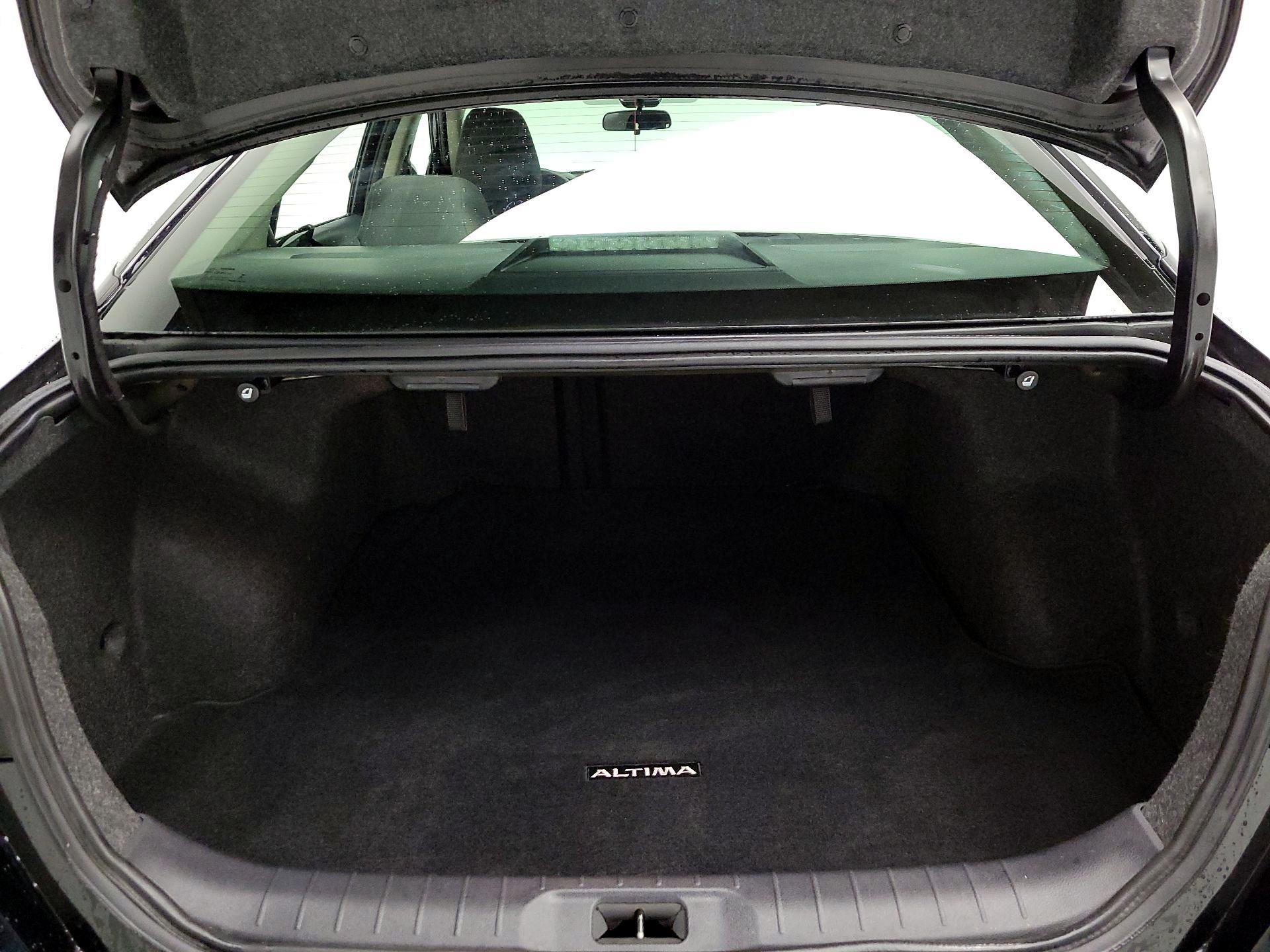 Thumbnail: 2023 Nissan Altima - 19