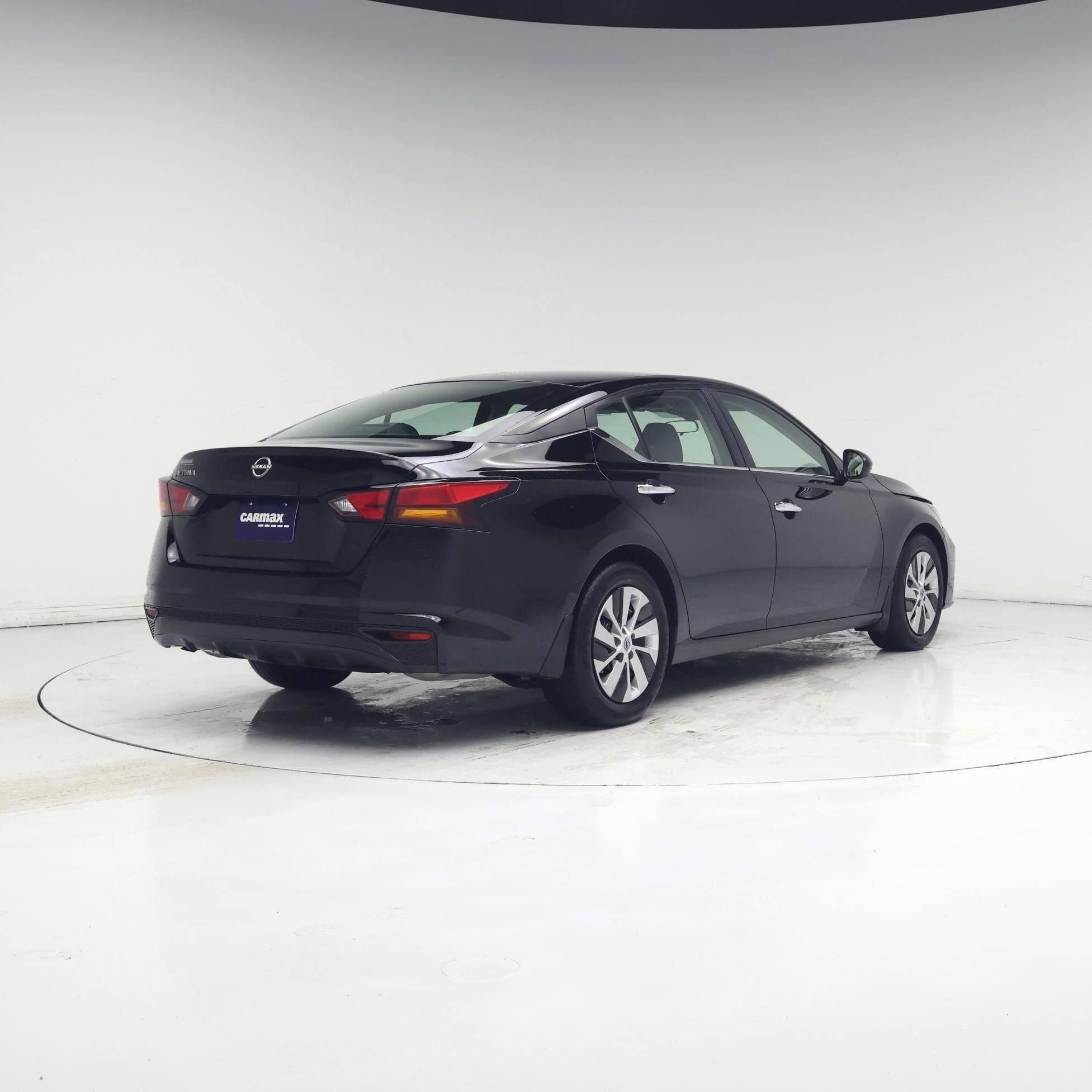 Thumbnail: 2023 Nissan Altima - 8