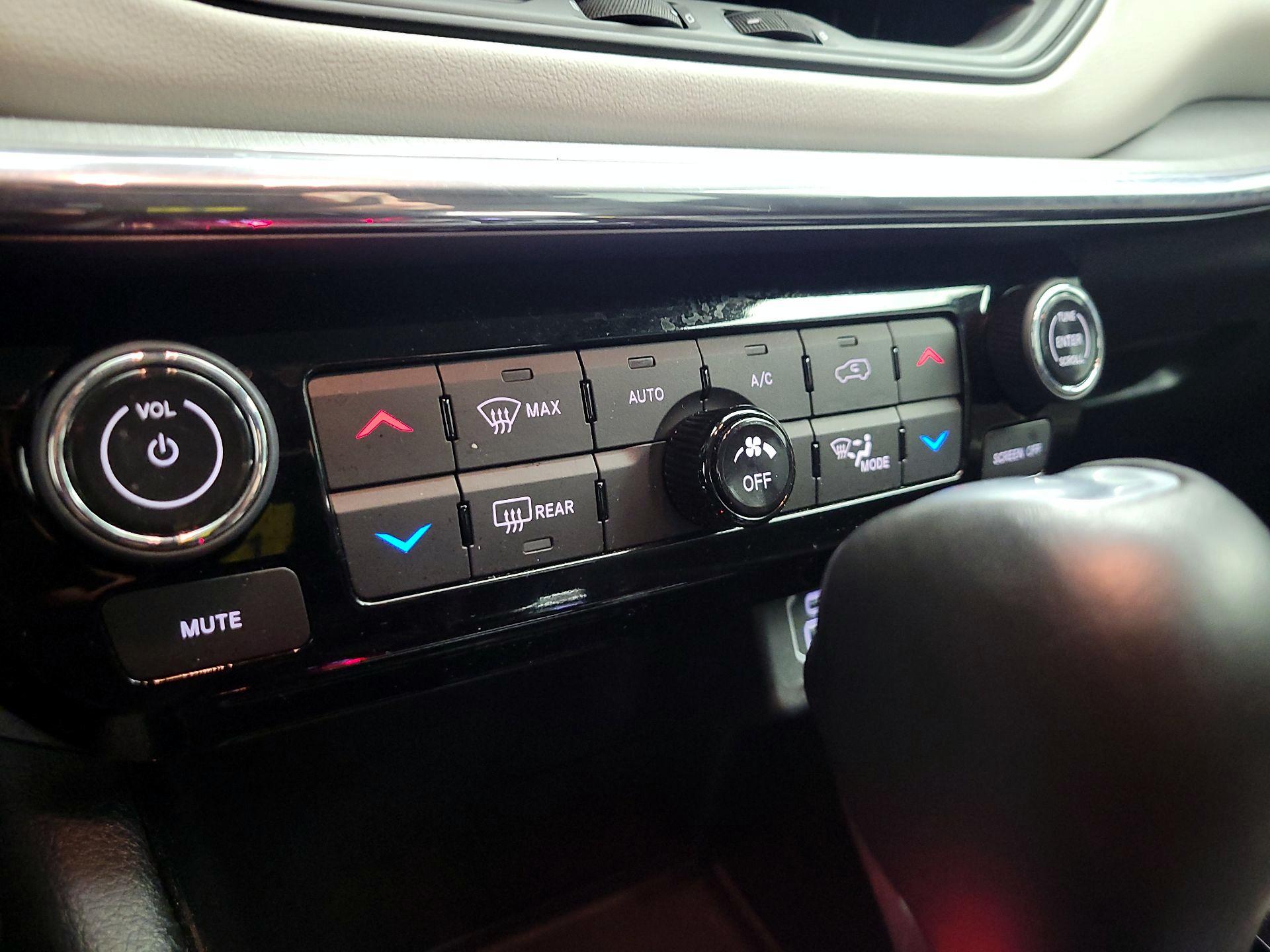 Thumbnail: 2022 Jeep Compass - 14