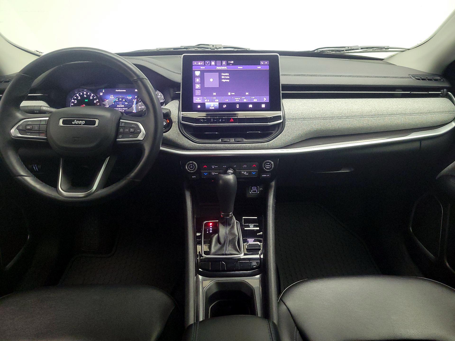 Thumbnail: 2022 Jeep Compass - 9