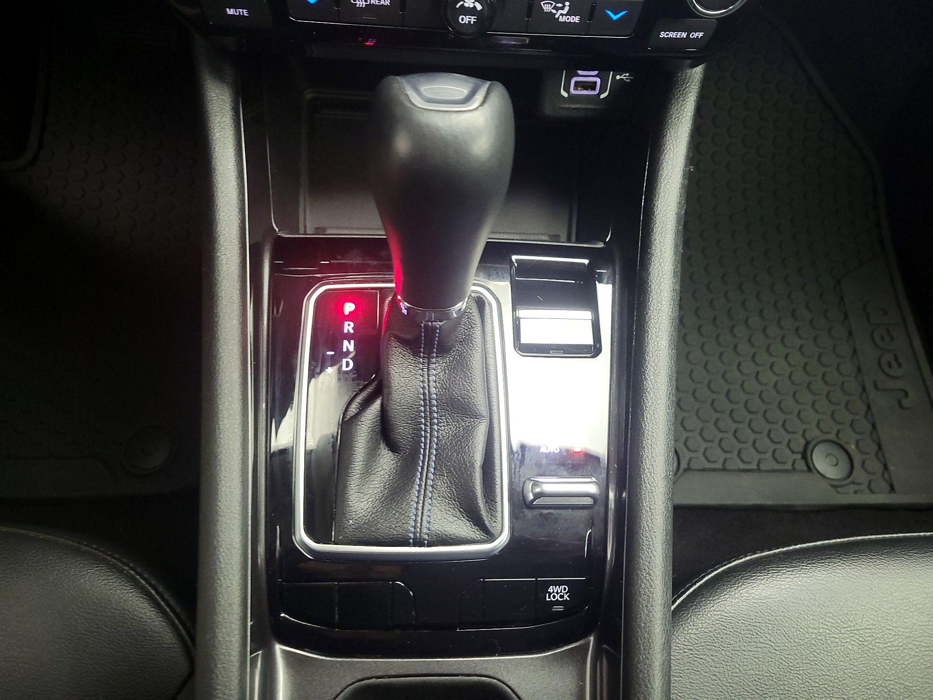 Thumbnail: 2022 Jeep Compass - 17