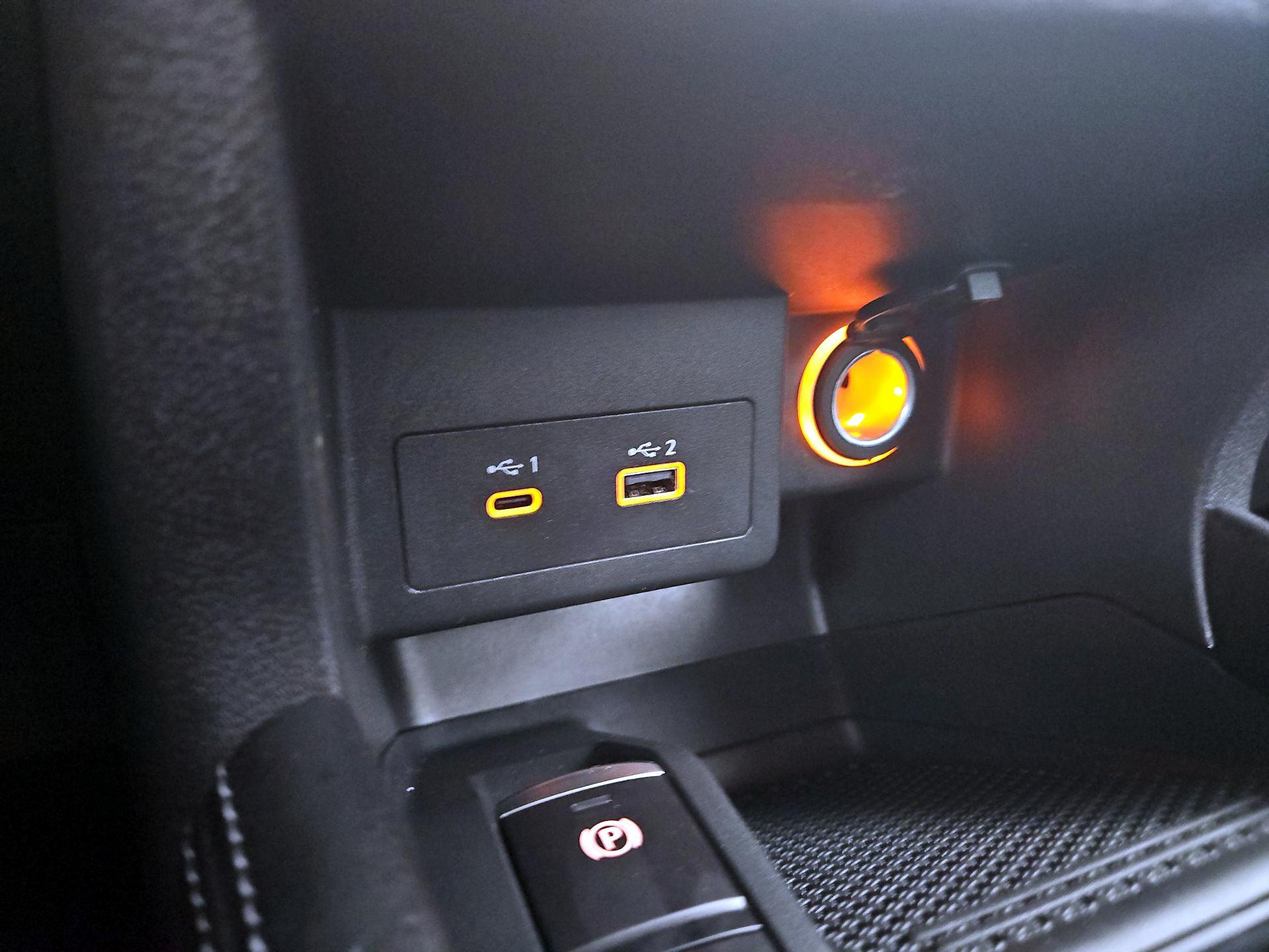 Thumbnail: 2023 Nissan Kicks - 18