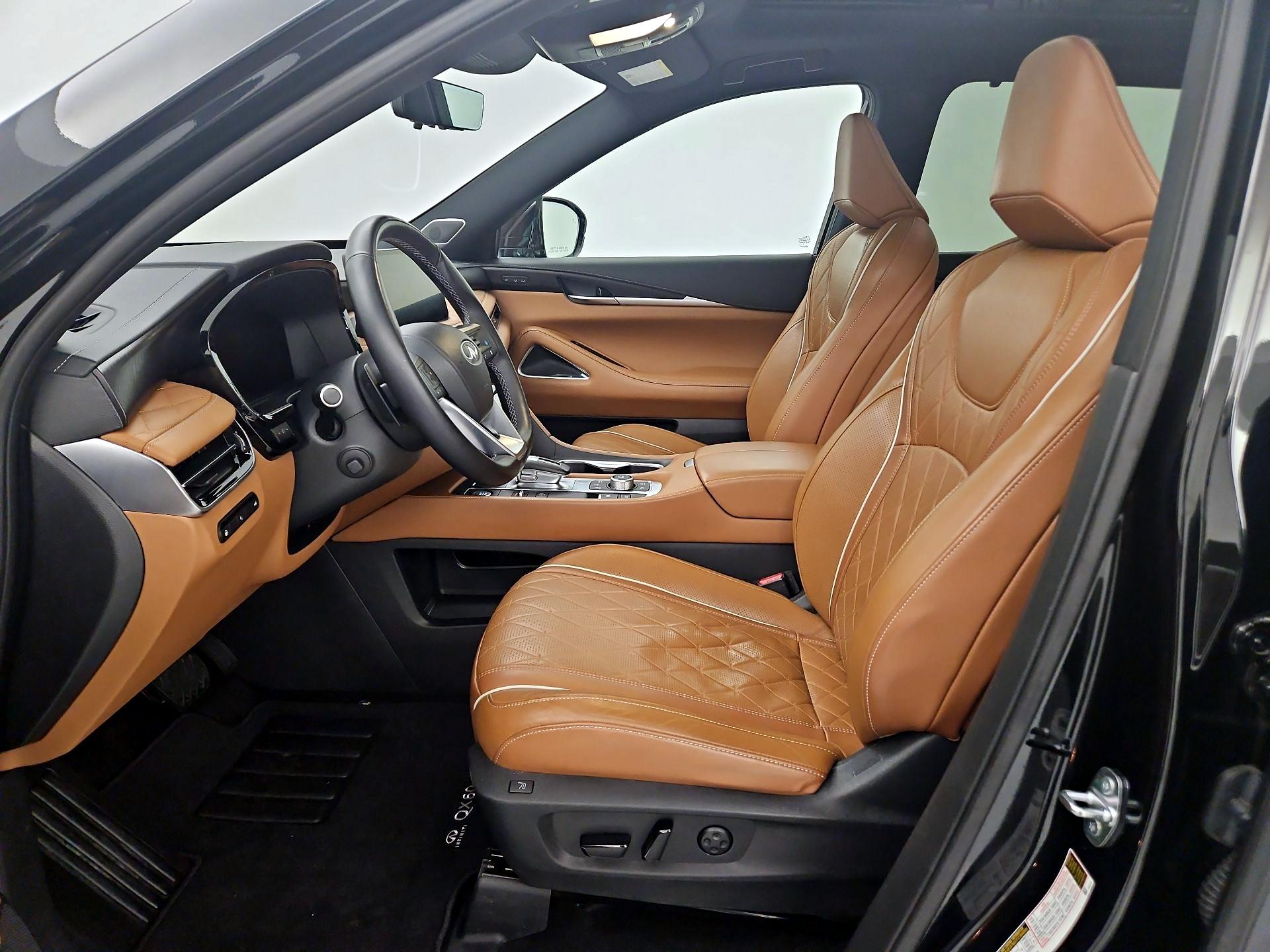 Thumbnail: 2023 INFINITI QX60 - 11