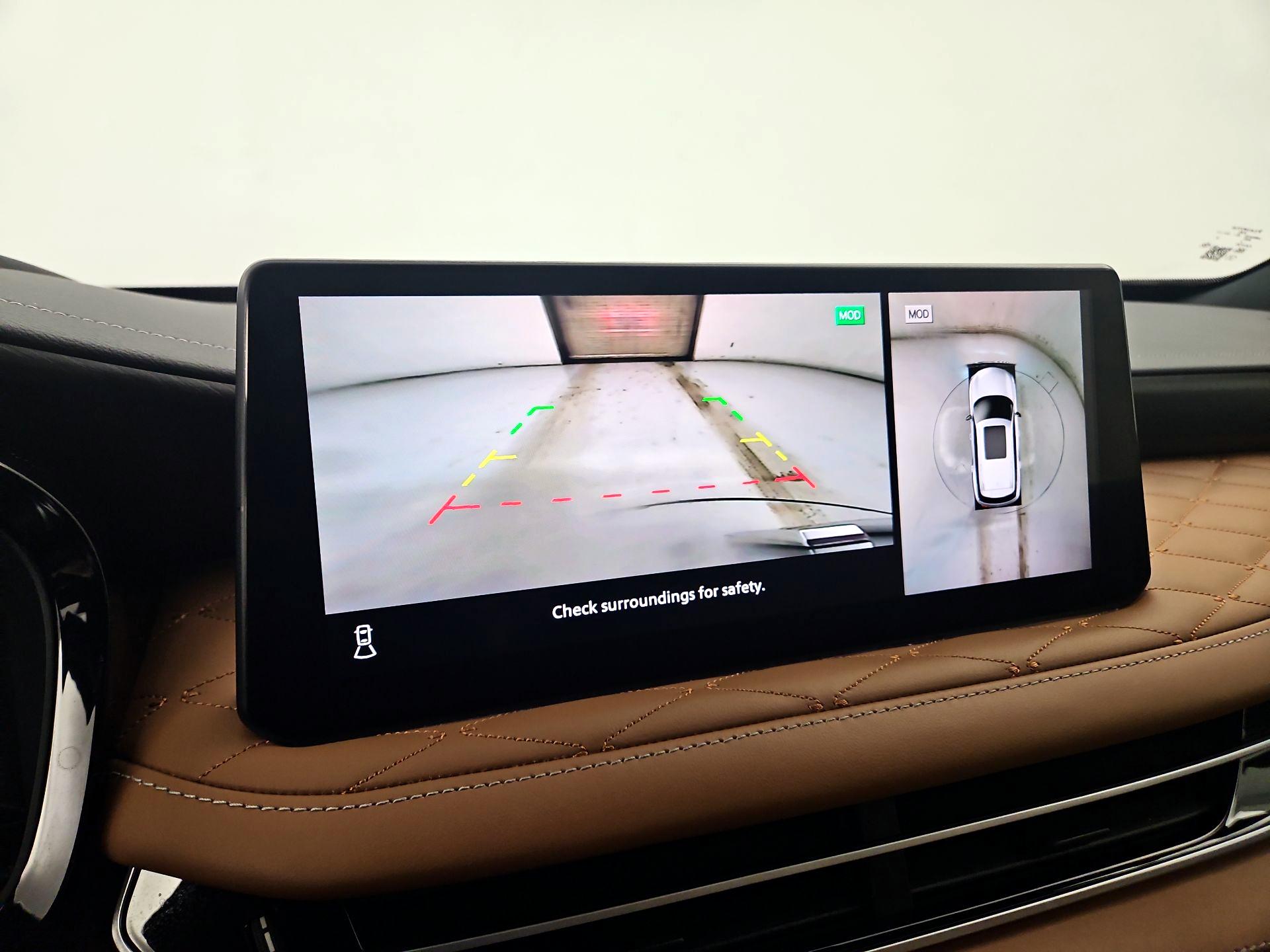 Thumbnail: 2023 INFINITI QX60 - 15