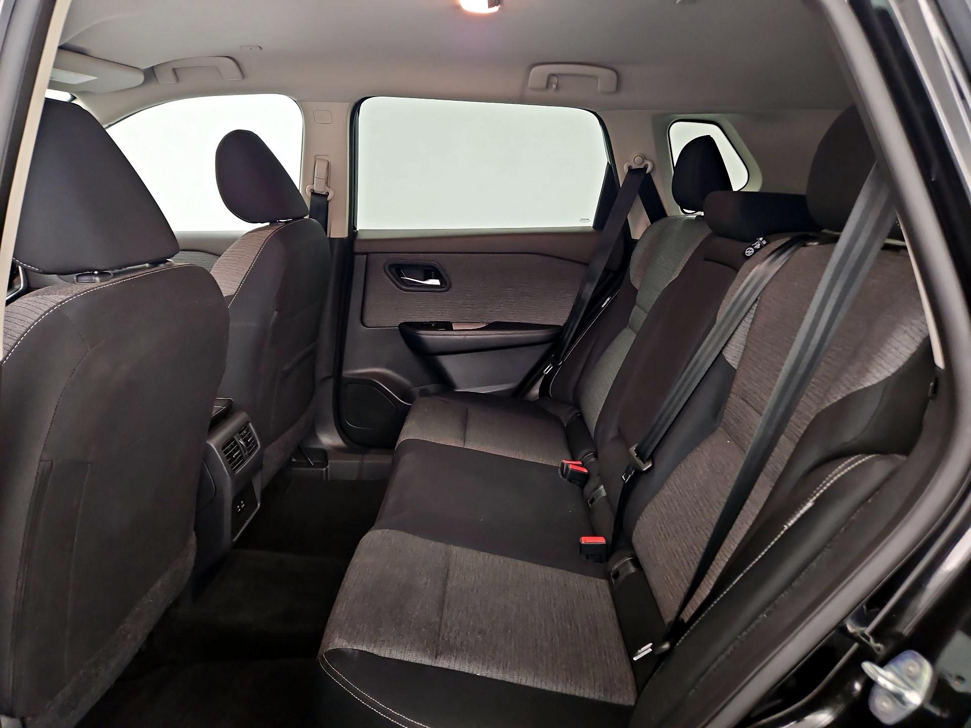 Thumbnail: 2023 Nissan Rogue - 19