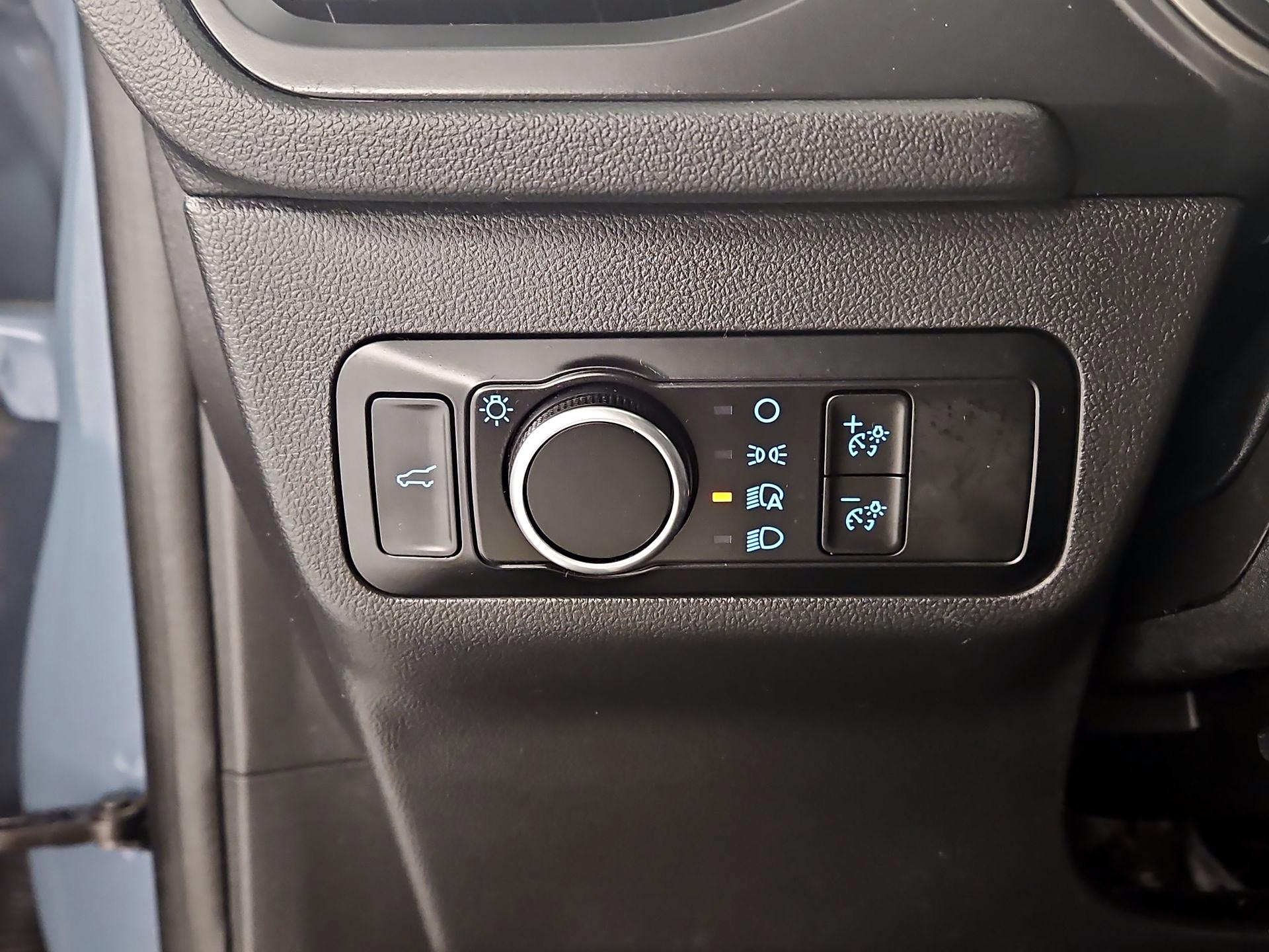 Thumbnail: 2023 Ford Escape - 13