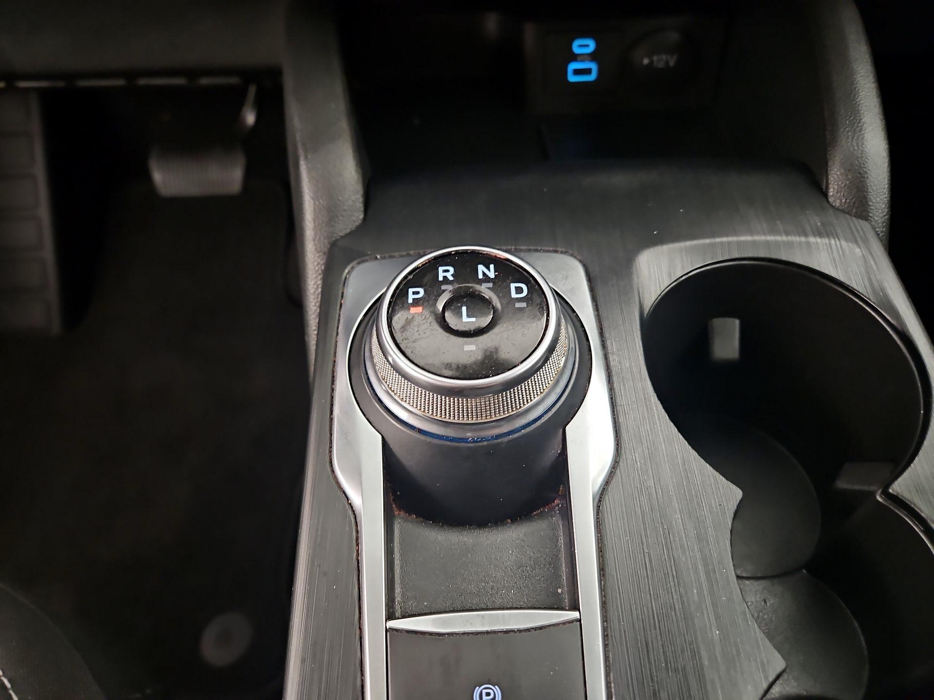 Thumbnail: 2023 Ford Escape - 17