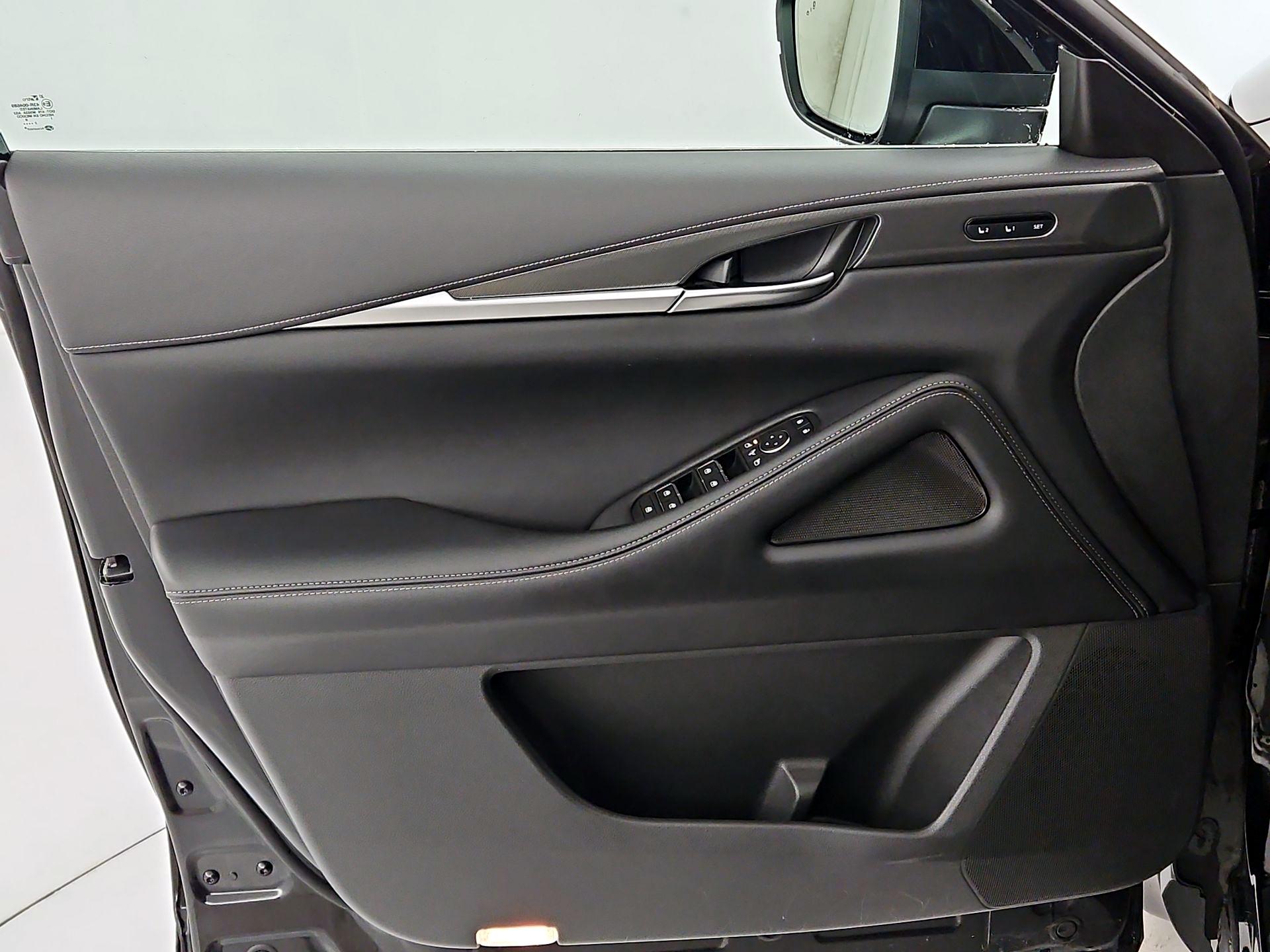 Thumbnail: 2023 INFINITI QX60 - 12