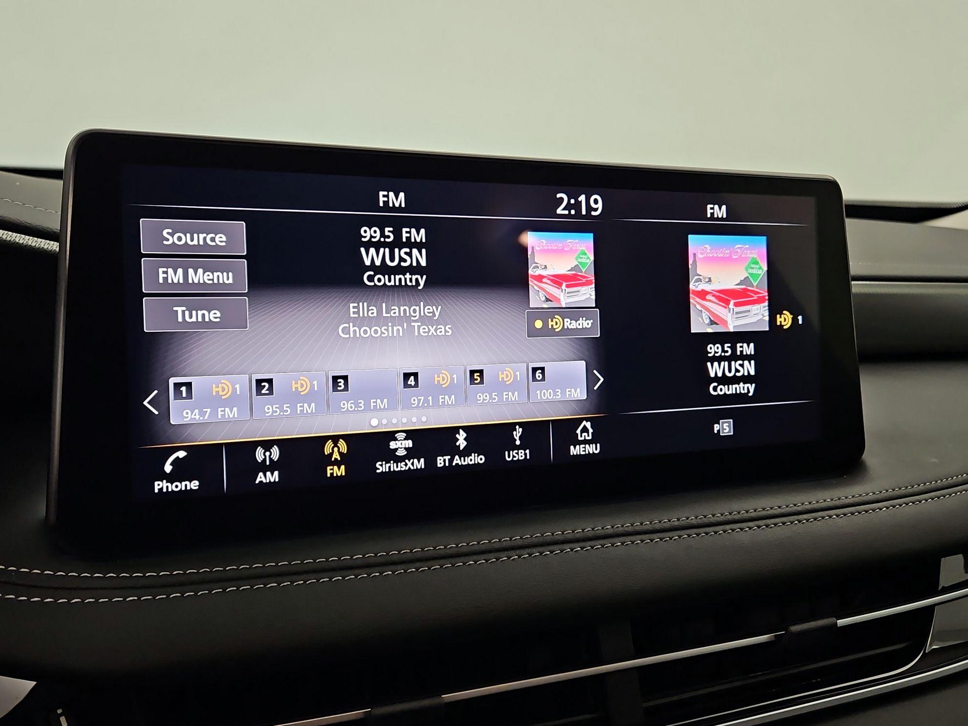 Thumbnail: 2023 INFINITI QX60 - 16