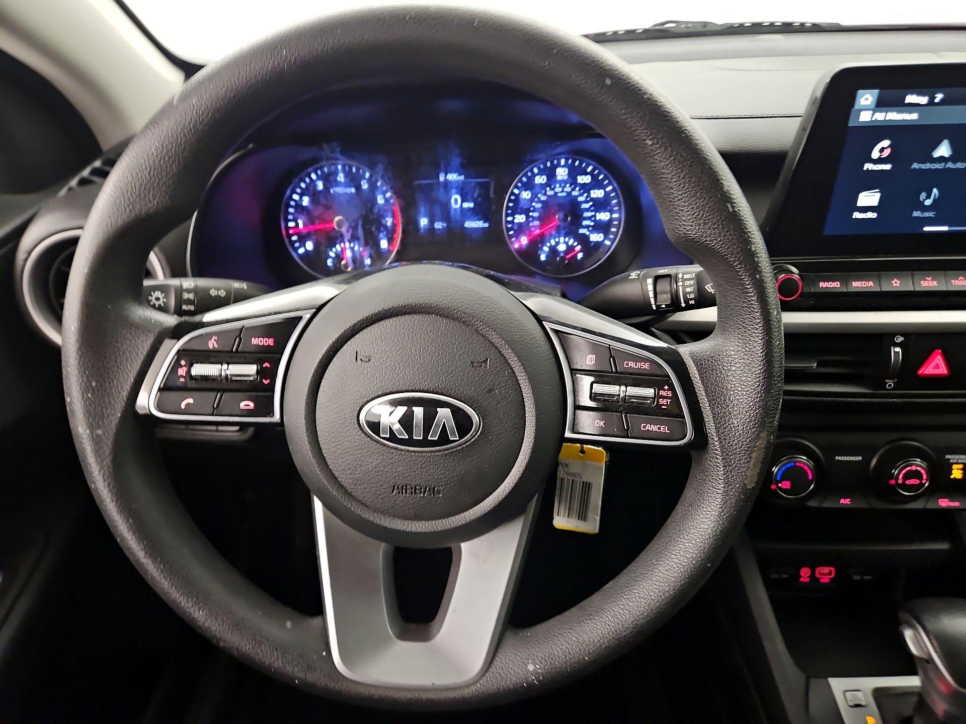 Thumbnail: 2020 Kia Forte - 9