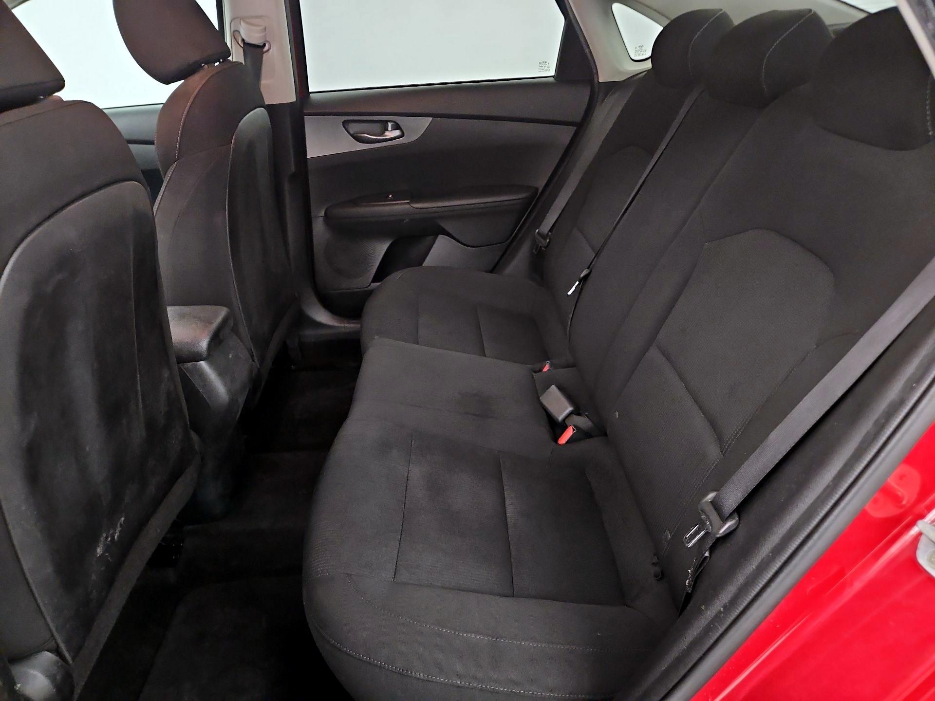 Thumbnail: 2020 Kia Forte - 19