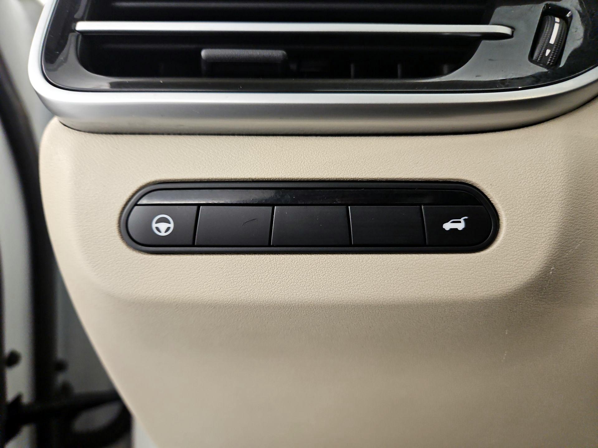 Thumbnail: 2023 INFINITI QX60 - 13