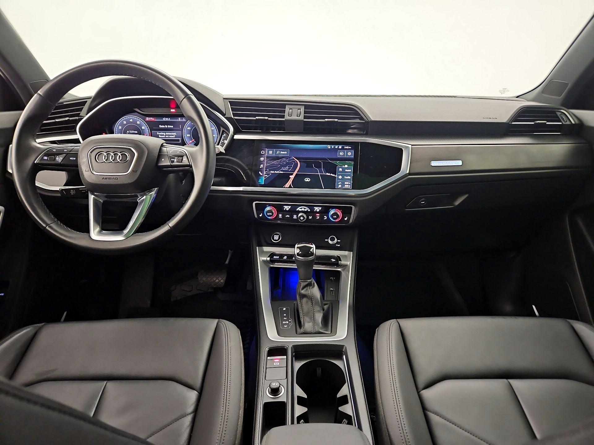 Thumbnail: 2021 Audi Q3 - 9