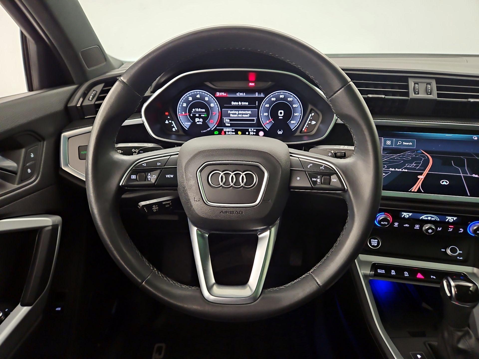 Thumbnail: 2021 Audi Q3 - 10