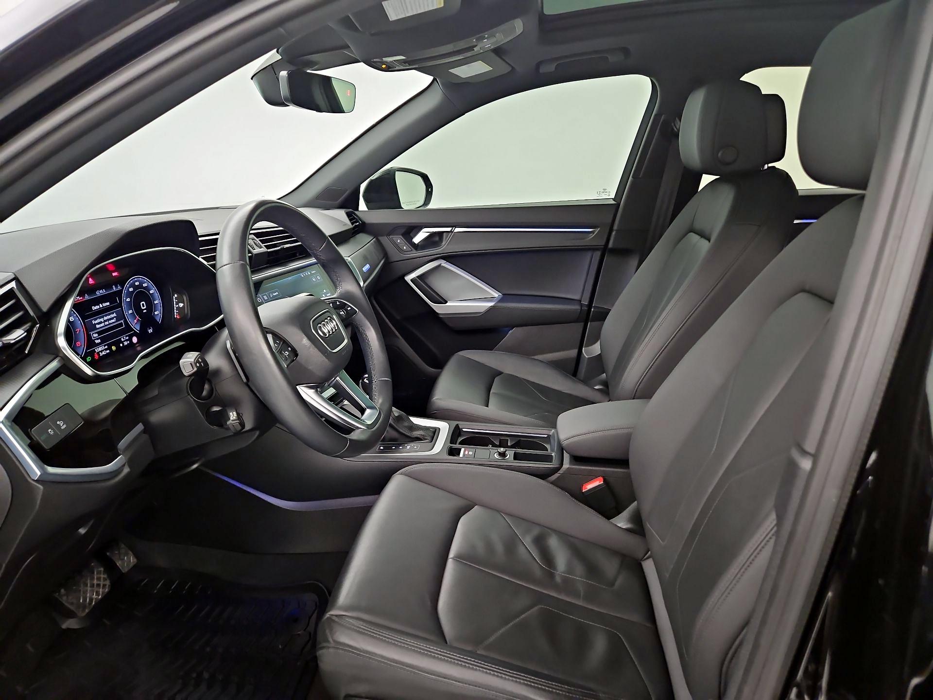 Thumbnail: 2021 Audi Q3 - 11