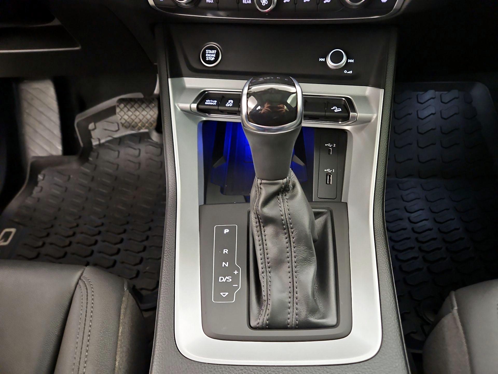 Thumbnail: 2021 Audi Q3 - 18