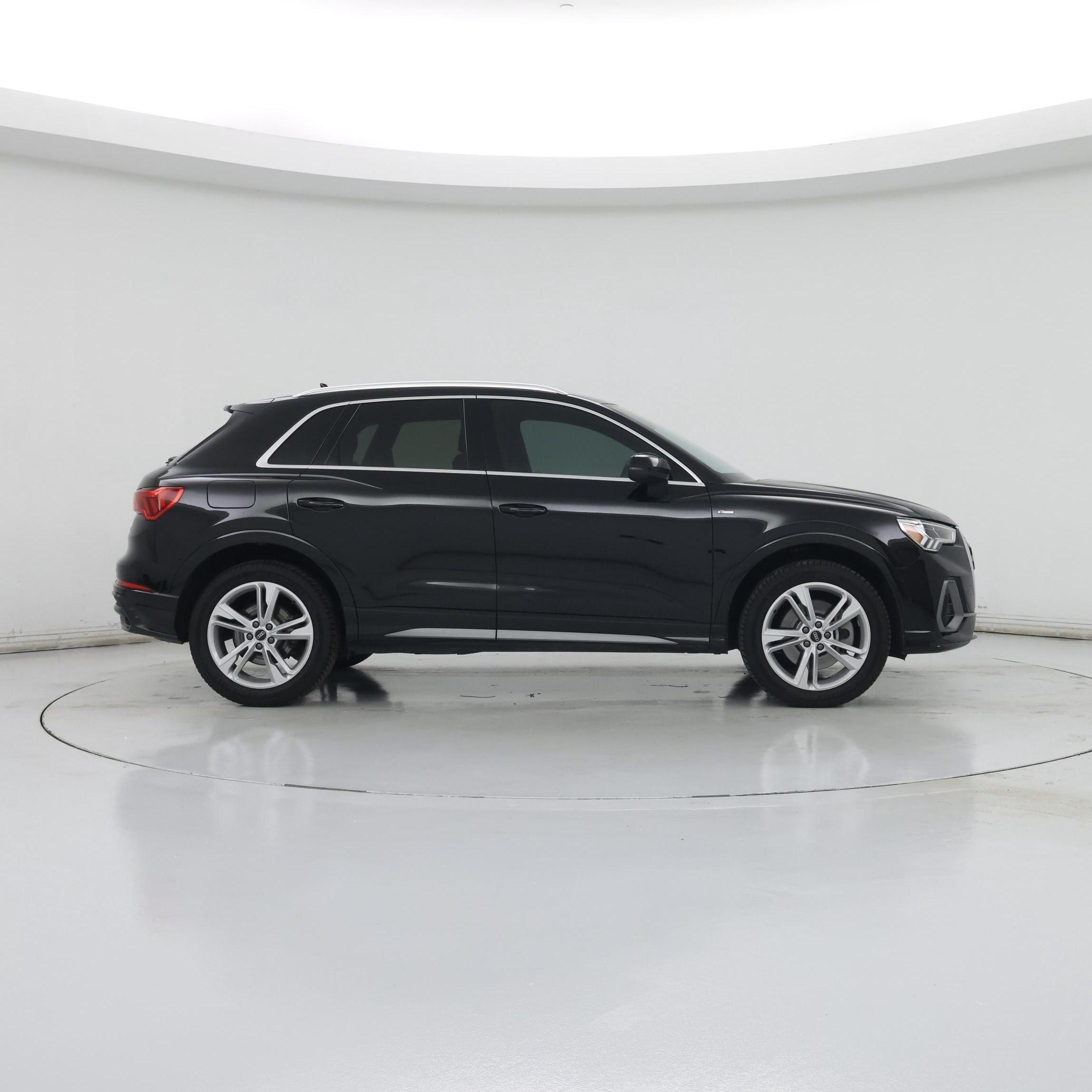 Thumbnail: 2021 Audi Q3 - 7