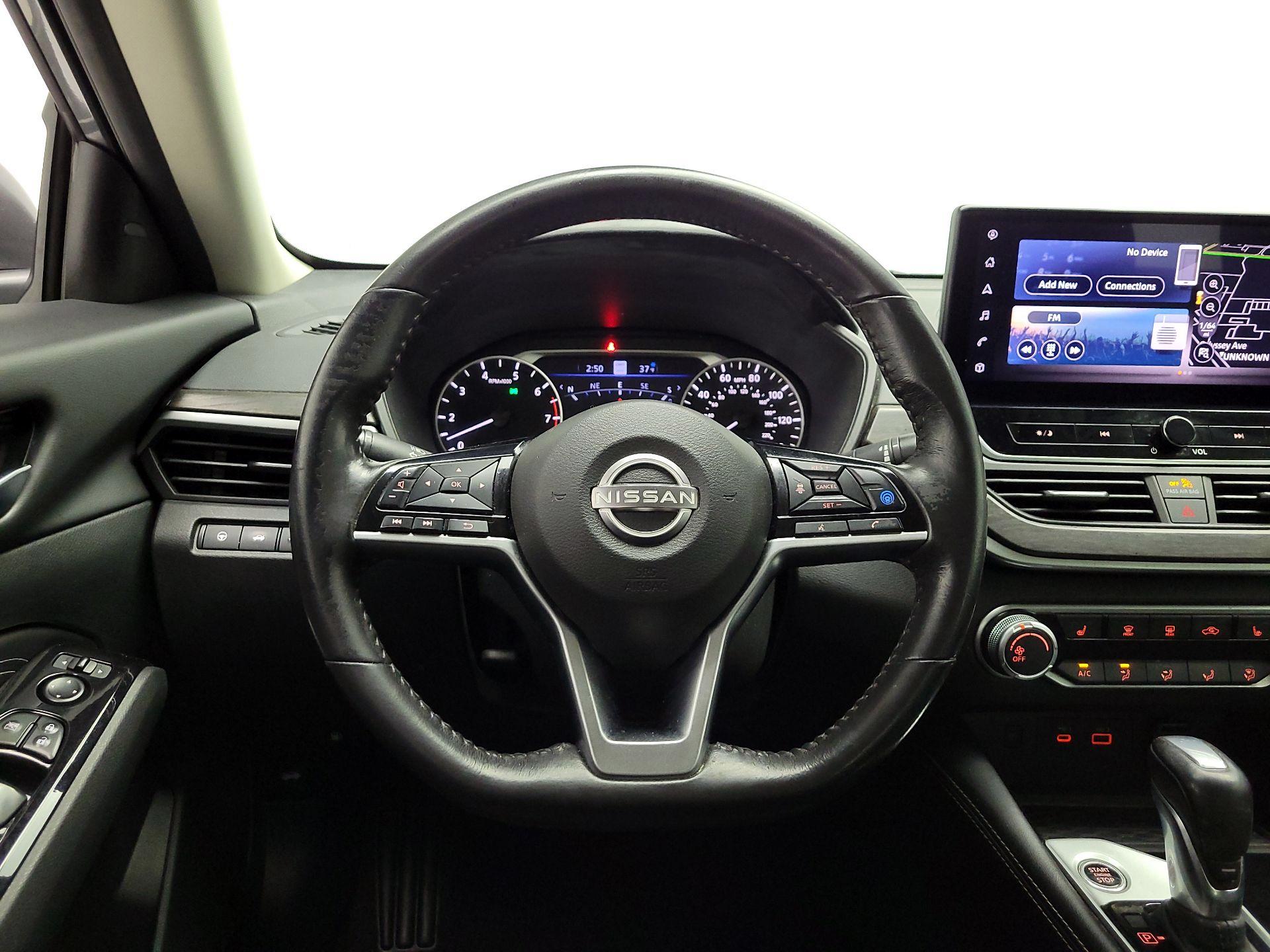 Thumbnail: 2023 Nissan Altima - 10