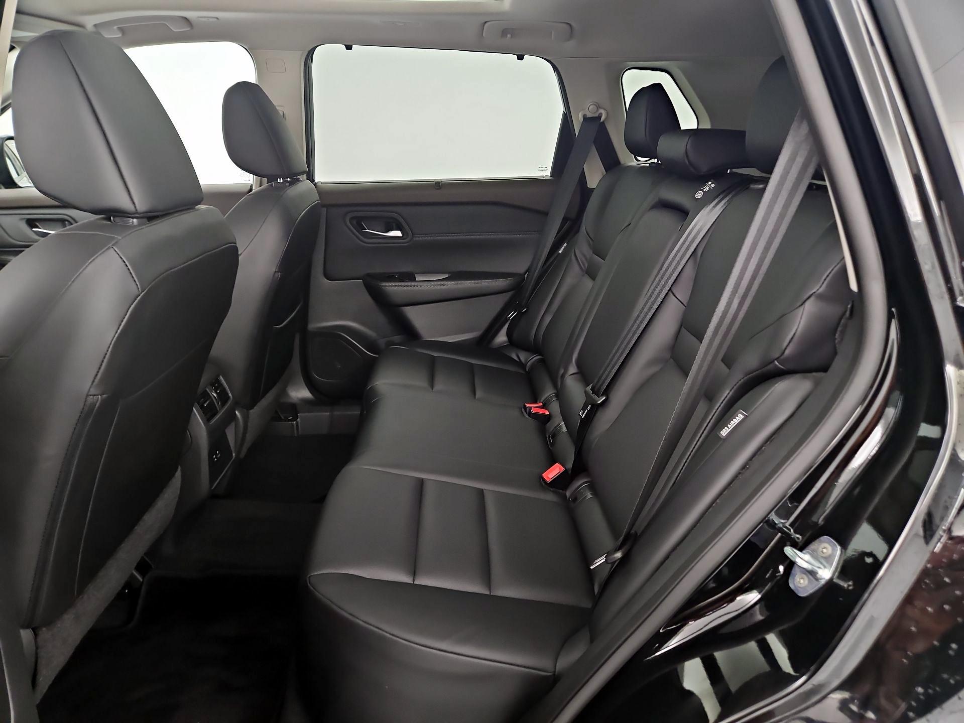 Thumbnail: 2023 Nissan Rogue - 20