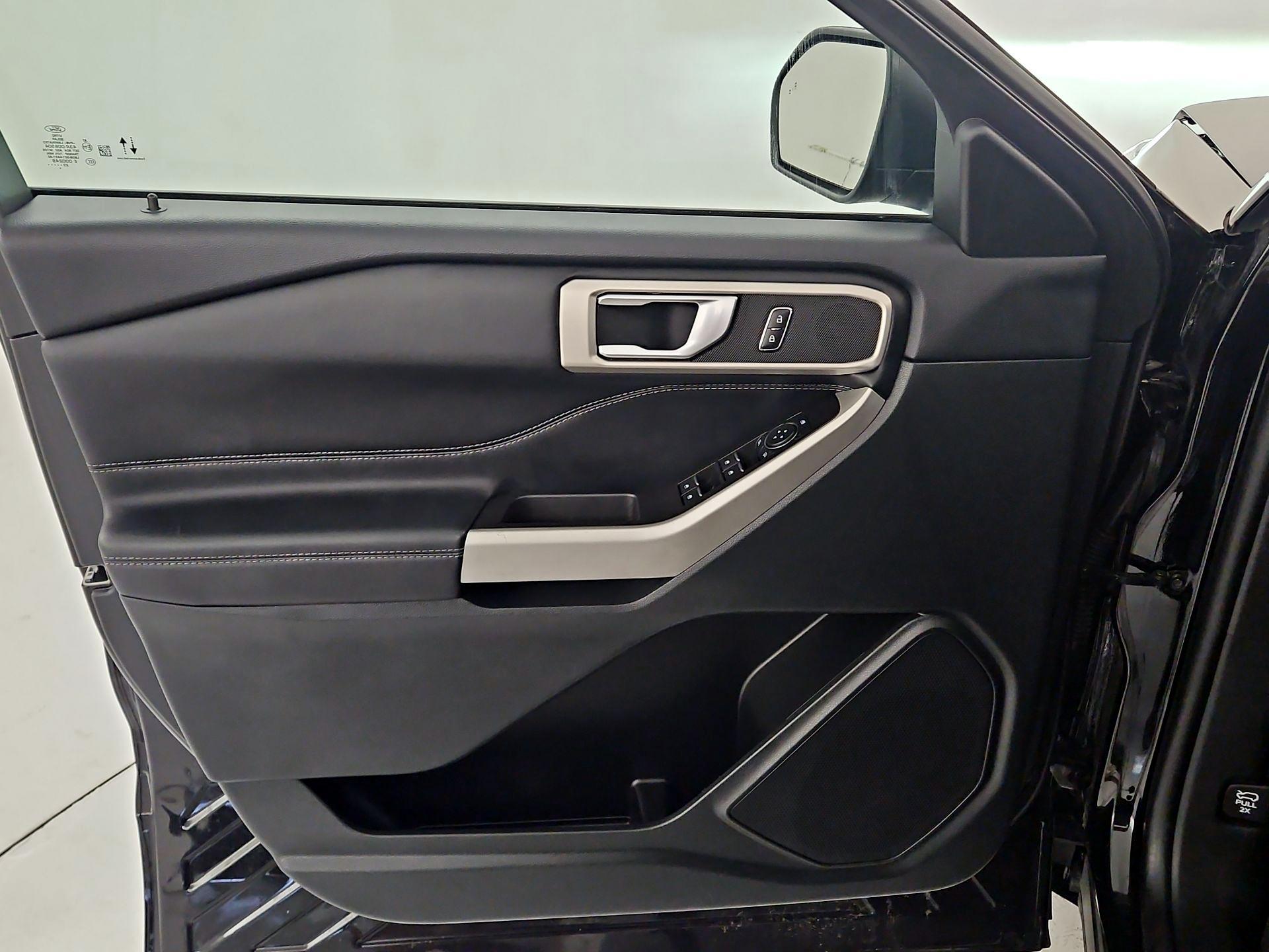 Thumbnail: 2023 Ford Explorer - 12