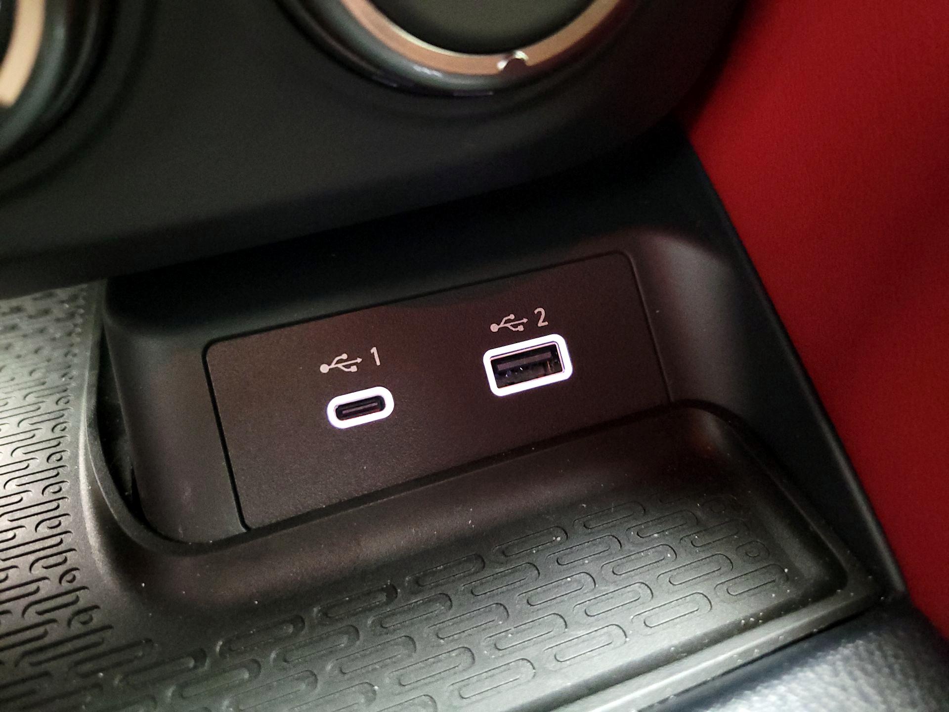 Thumbnail: 2024 Nissan Z - 18