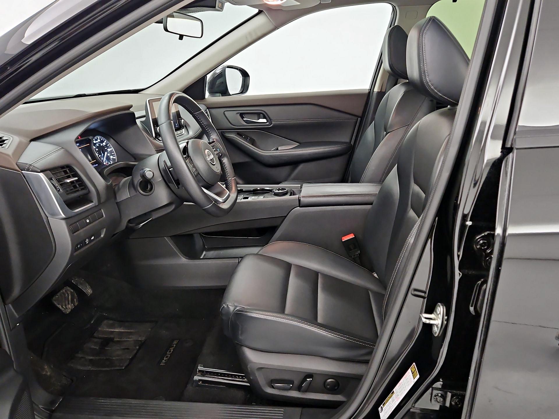 Thumbnail: 2023 Nissan Rogue - 11