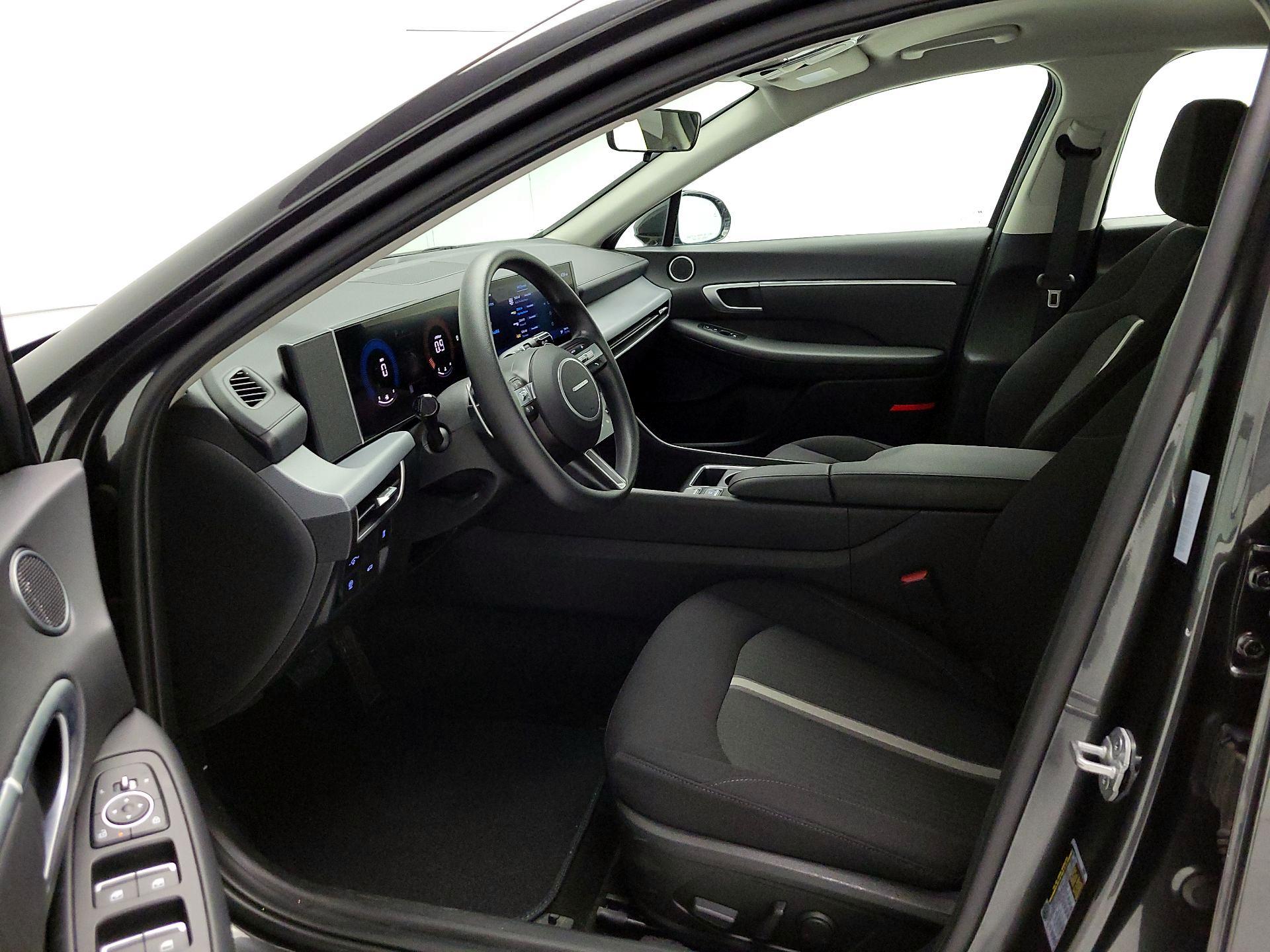 Thumbnail: 2025 Hyundai Sonata - 11