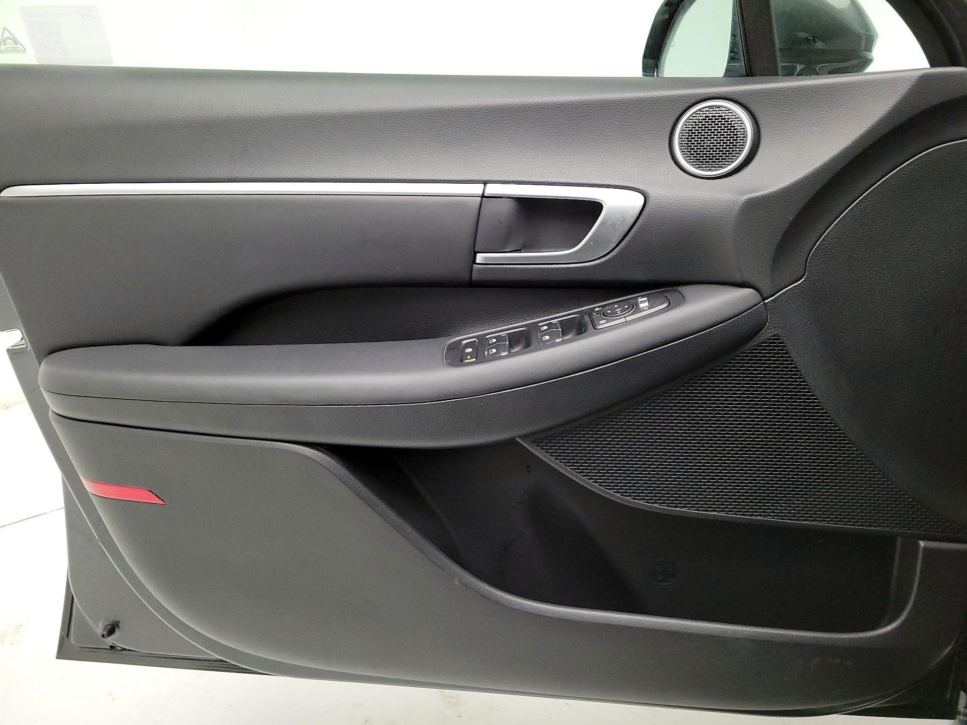 Thumbnail: 2025 Hyundai Sonata - 12