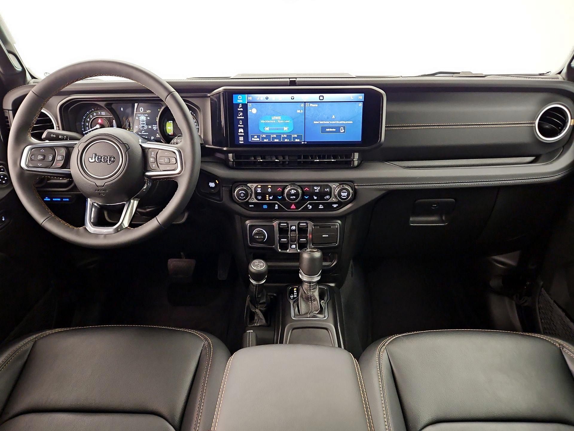 Thumbnail: 2024 Jeep Wrangler - 9