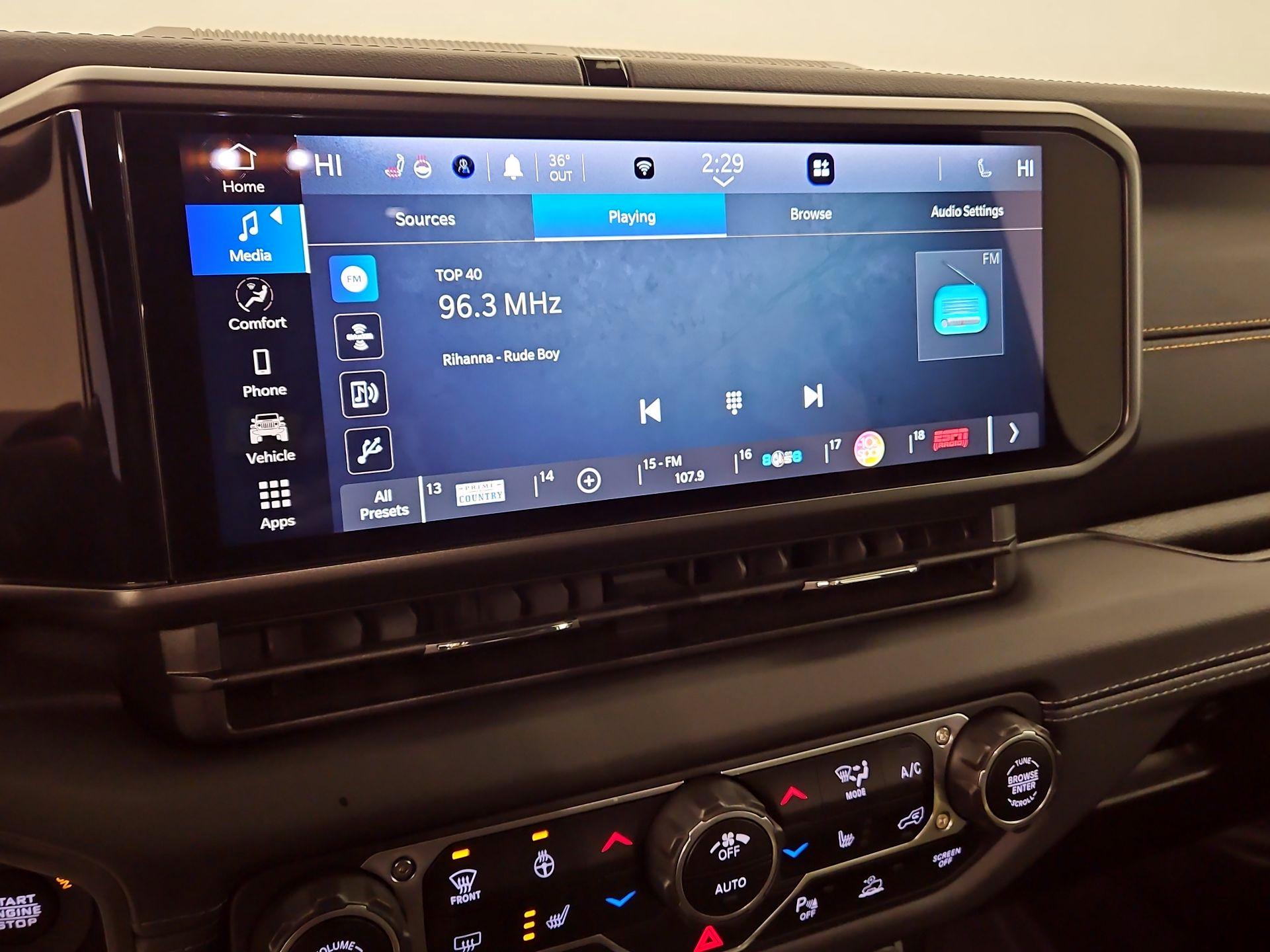 Thumbnail: 2024 Jeep Wrangler - 14