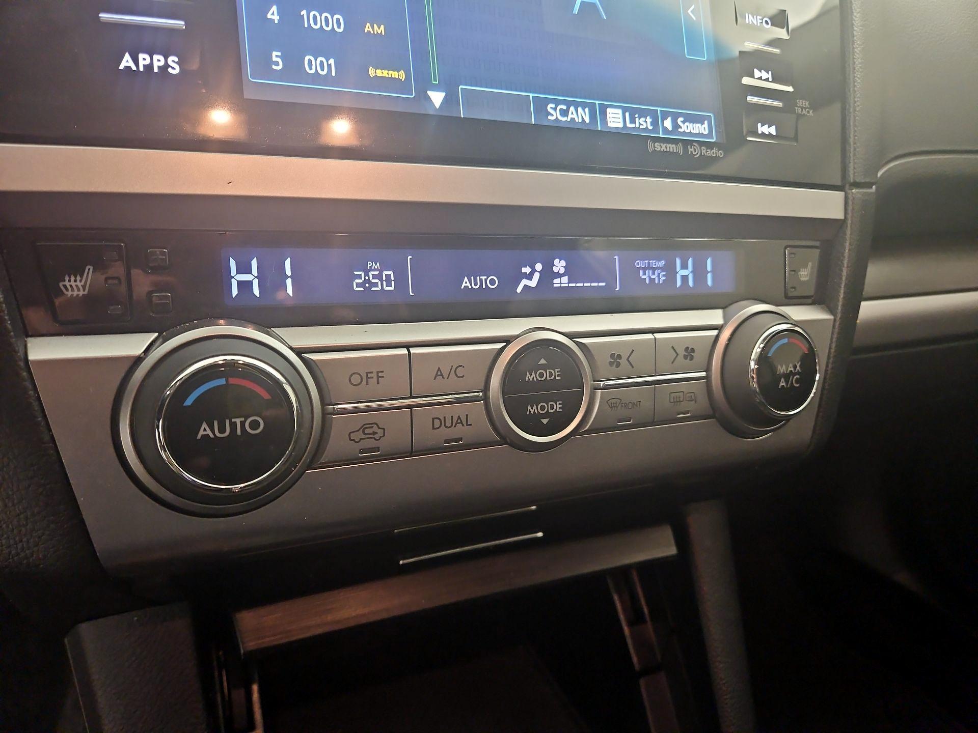 Thumbnail: 2015 Subaru Legacy - 17