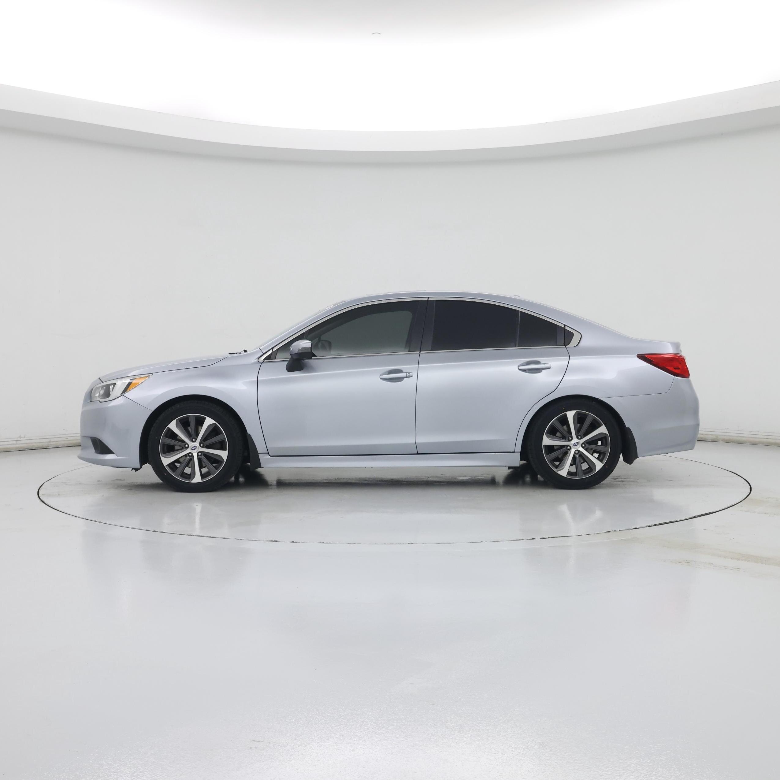 Thumbnail: 2015 Subaru Legacy - 3