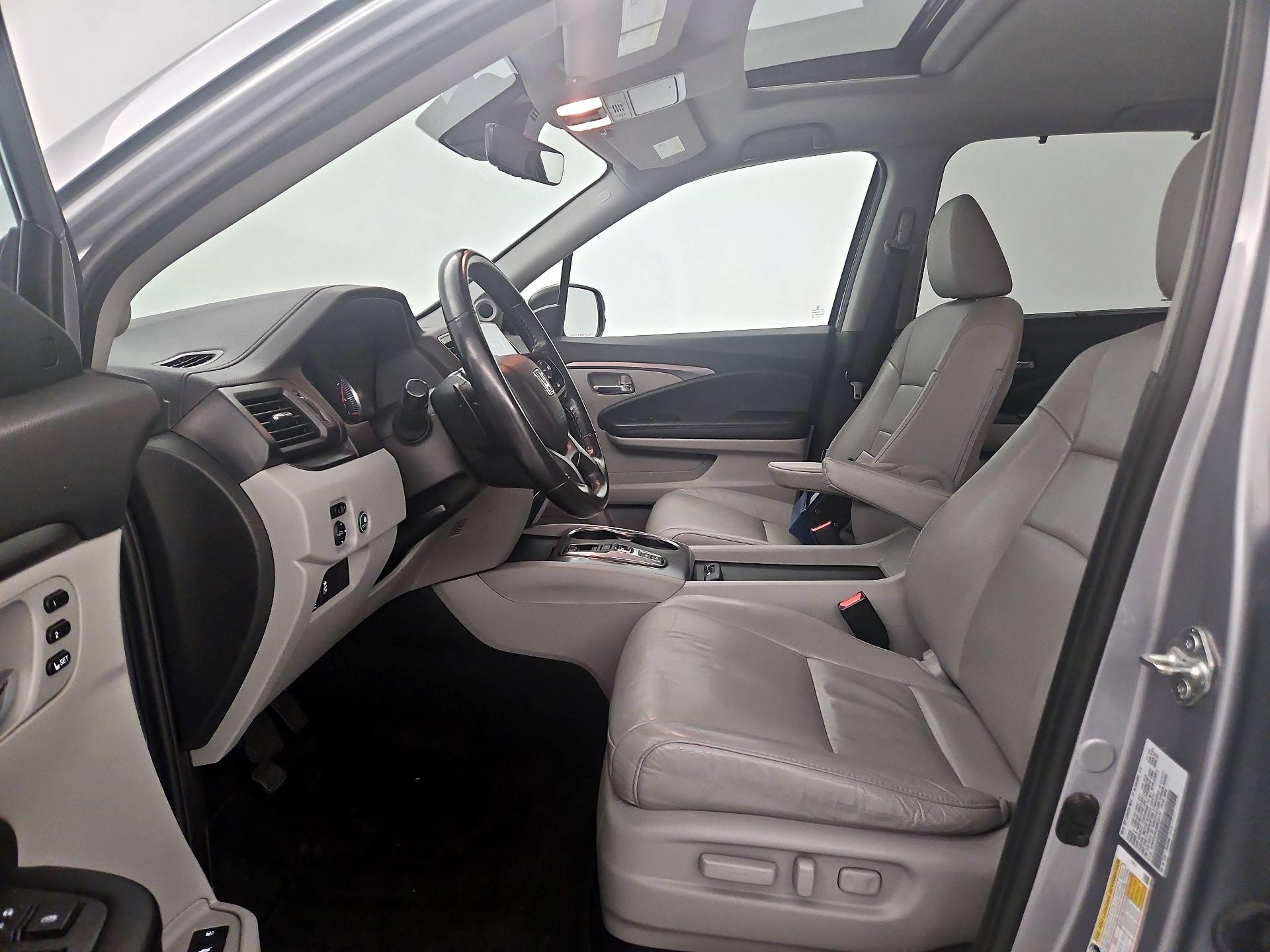 Thumbnail: 2021 Honda Pilot - 11