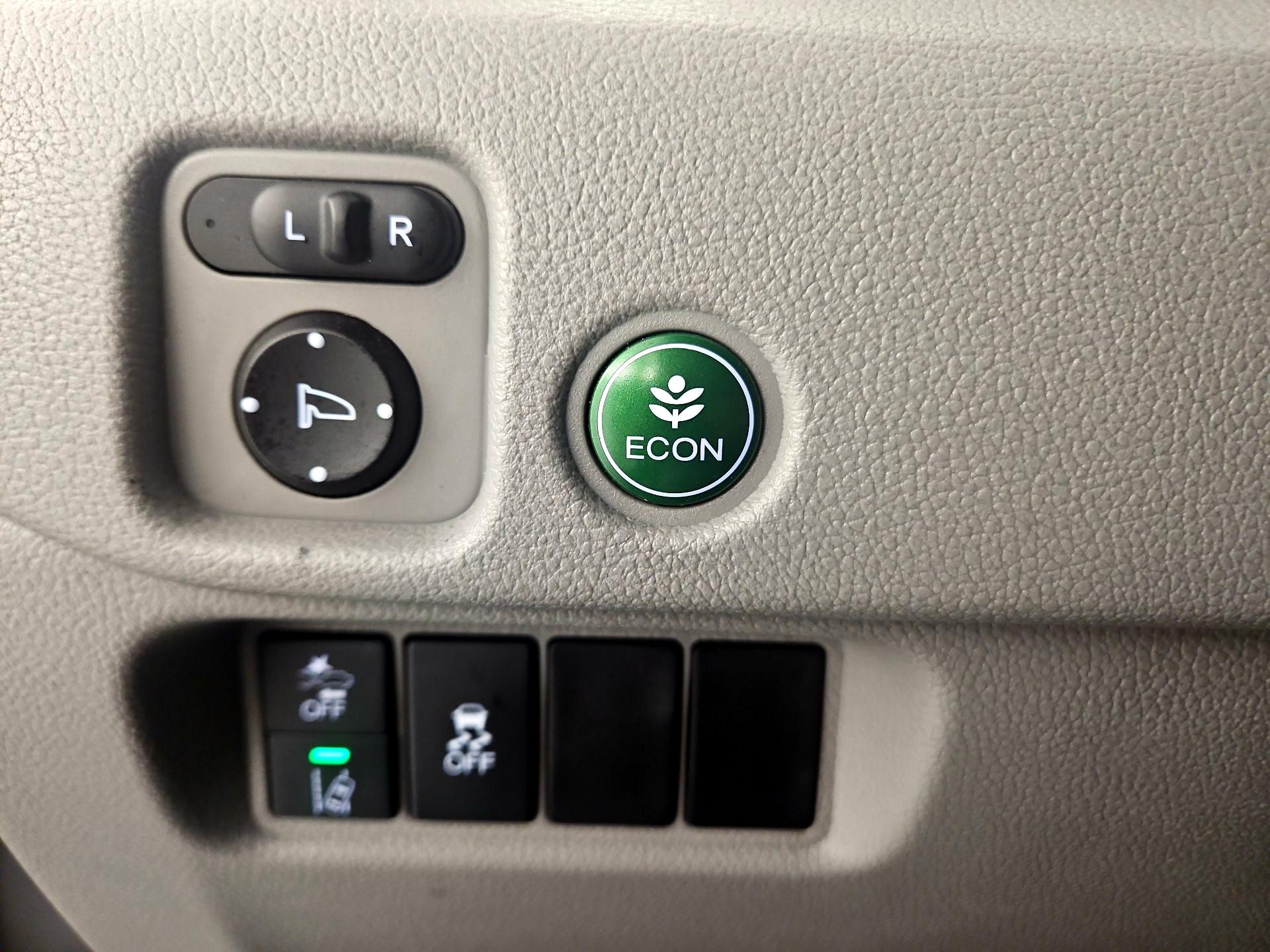 Thumbnail: 2021 Honda Pilot - 13