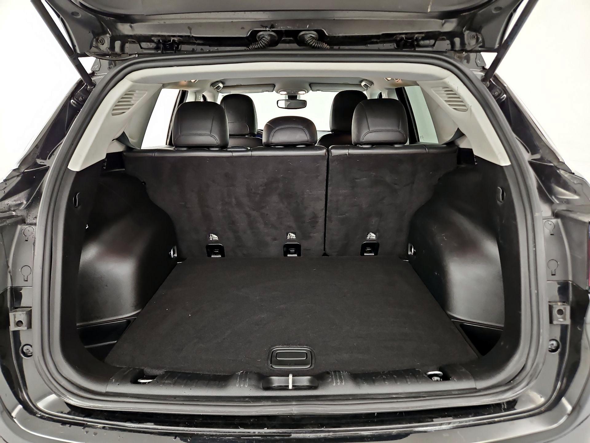 Thumbnail: 2018 Jeep Compass - 20