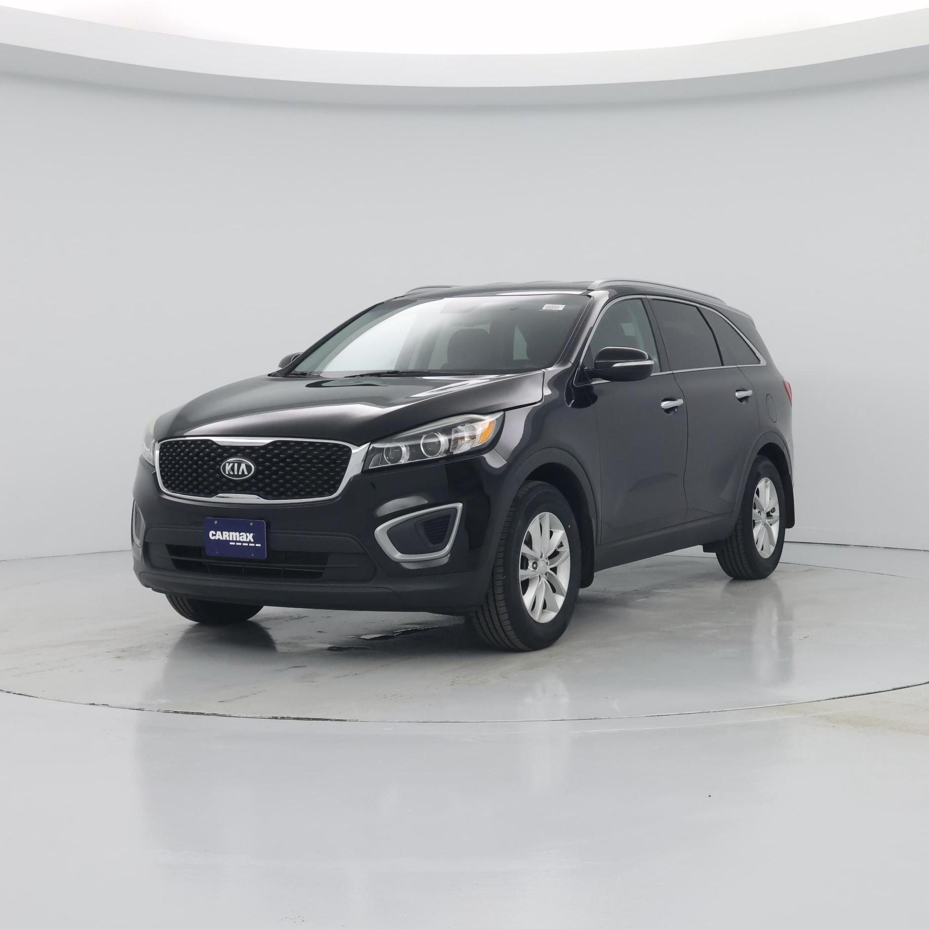 Thumbnail: 2017 Kia Sorento - 4