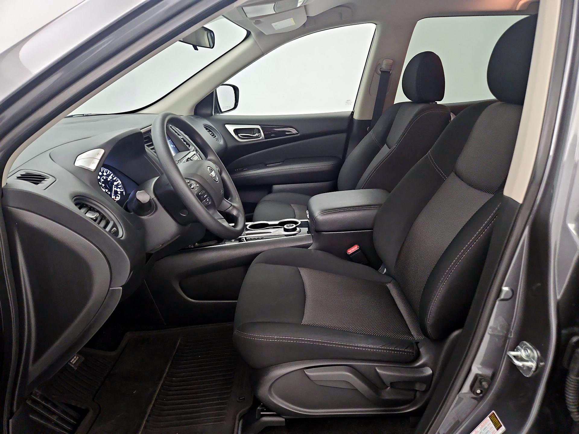 Thumbnail: 2020 Nissan Pathfinder - 11